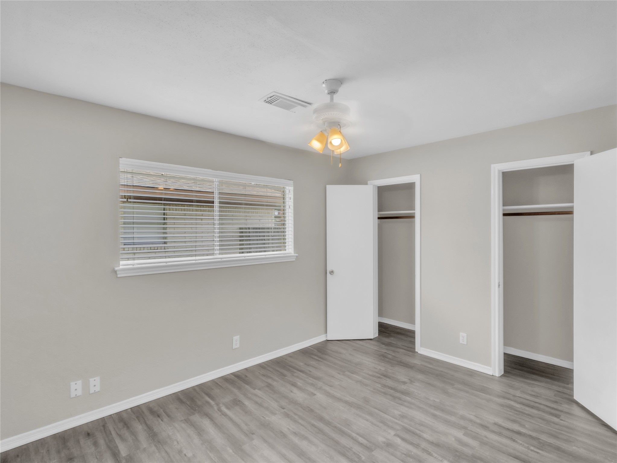 14010 Foxford Way Property Photo 15
