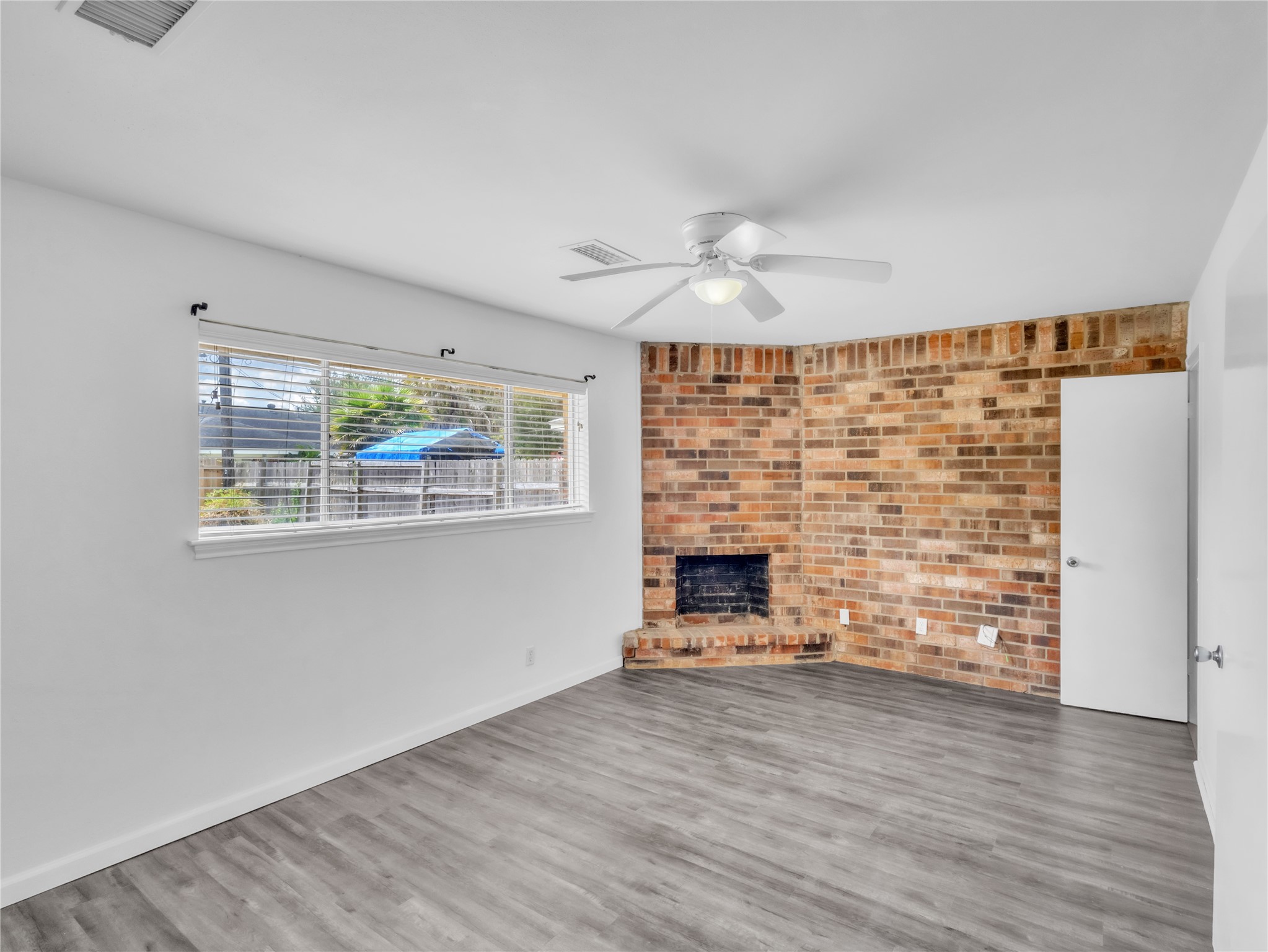 14010 Foxford Way Property Photo 21