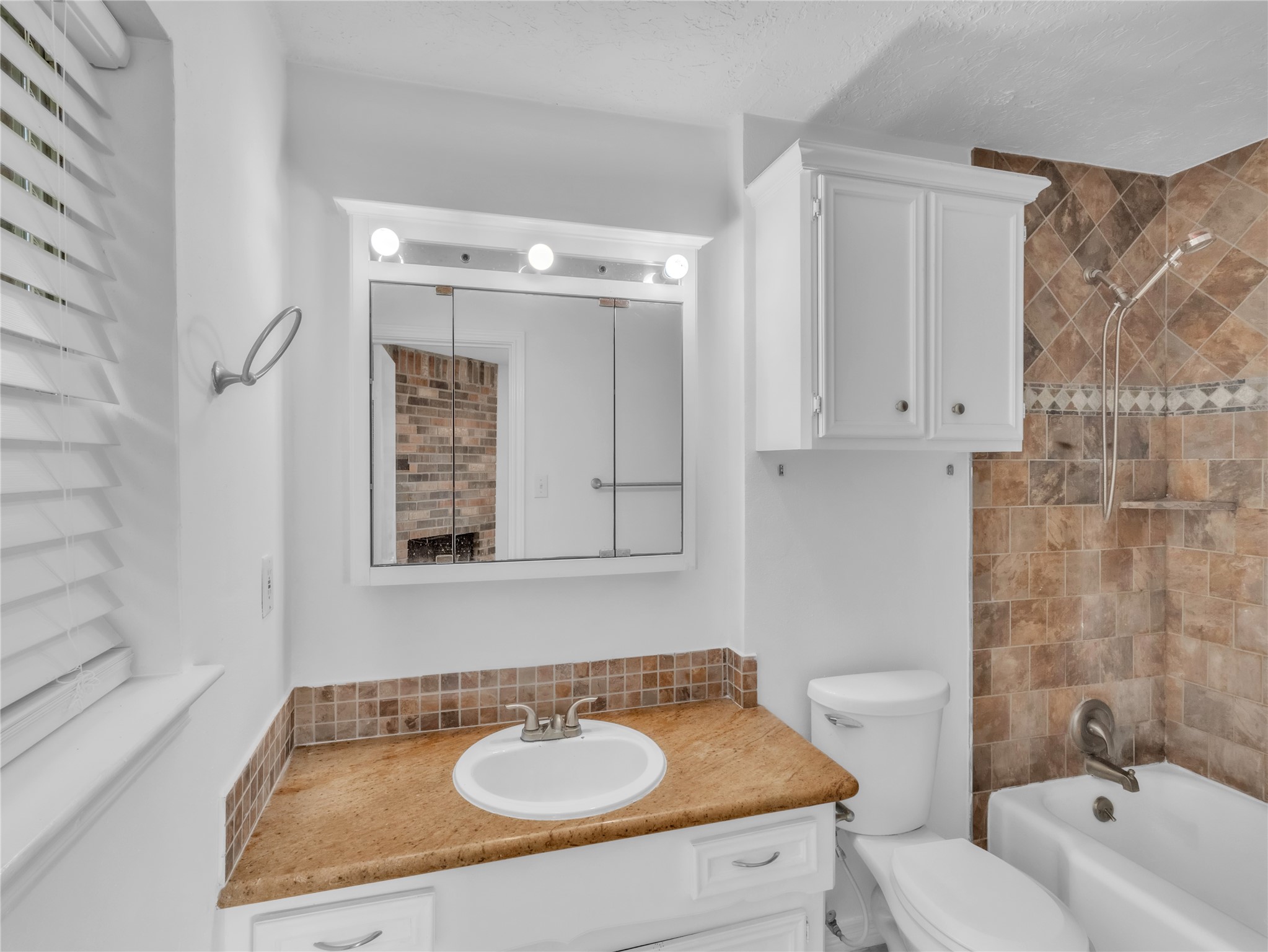 14010 Foxford Way Property Photo 23