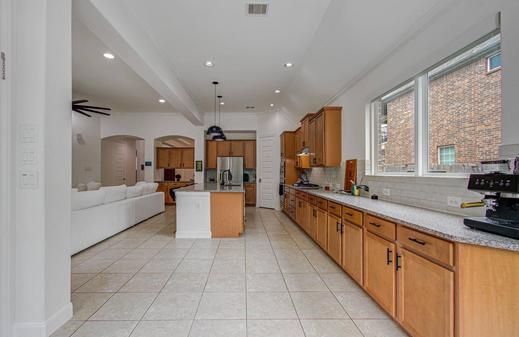 13812 N Lake Branch Lane, Houston Tx 77044 Property Photo 12