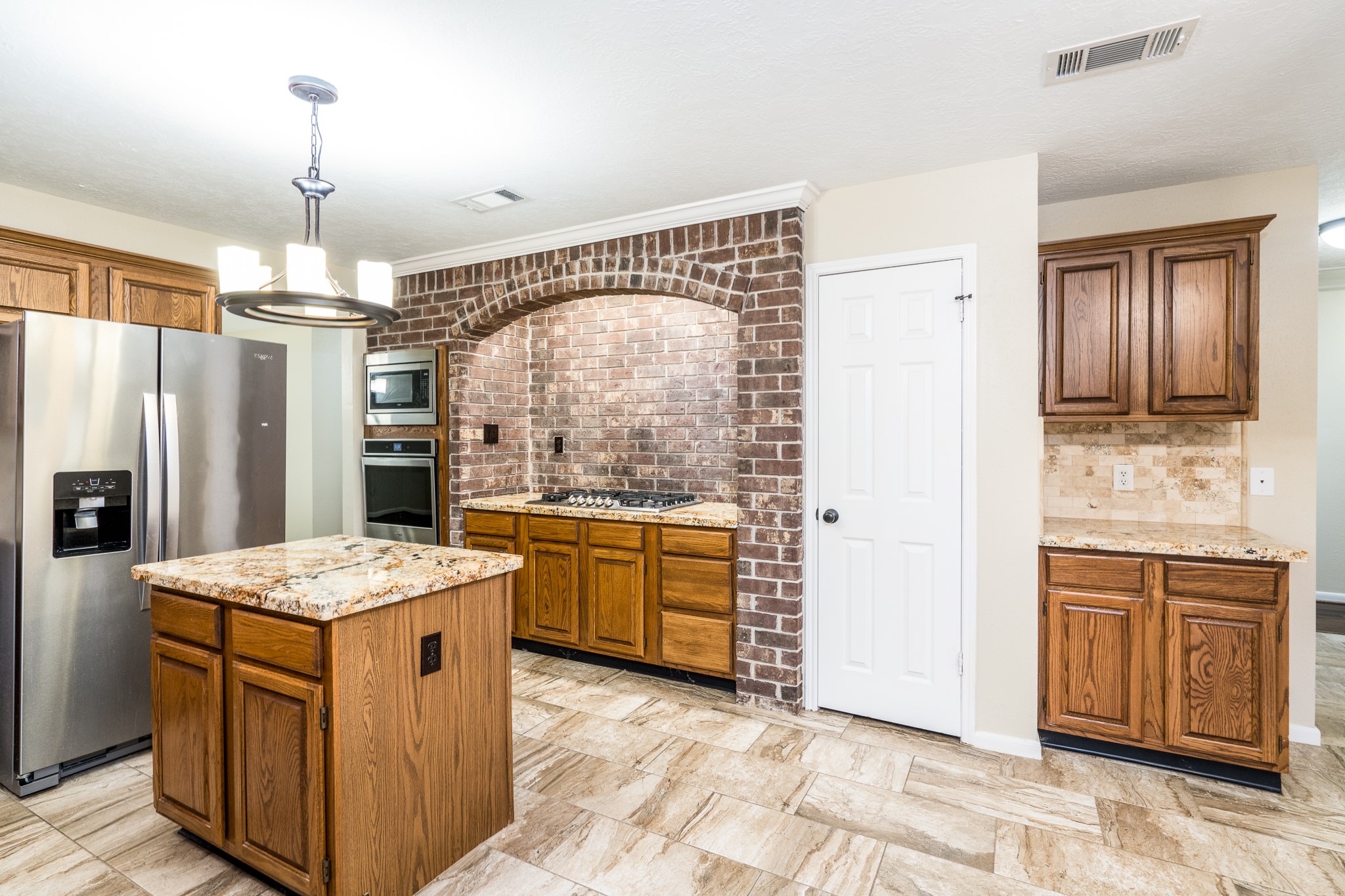 21315 Park Post Lane Property Photo 5