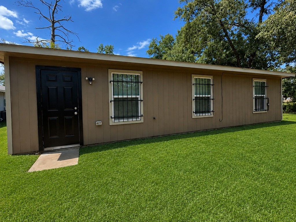 5609 Langley Road Property Photo 2