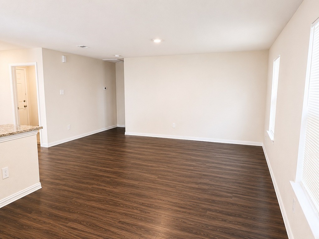 5609 Langley Road Property Photo 6