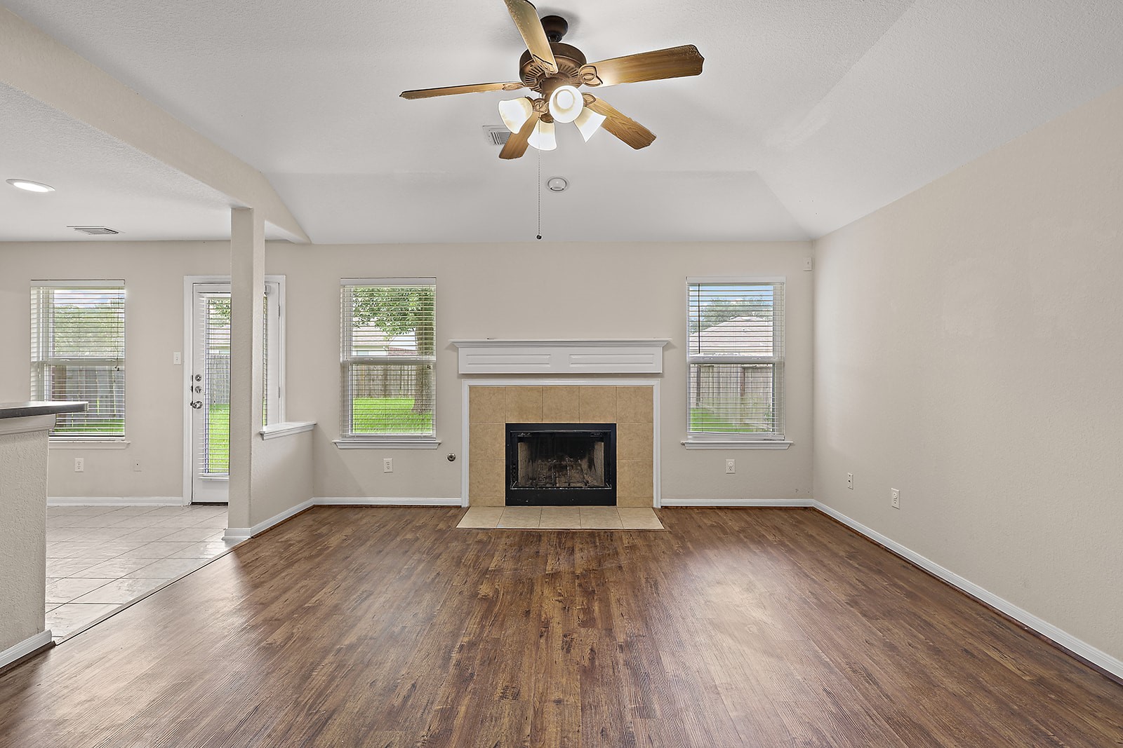 21522 Gannet Peak Way Property Photo 3