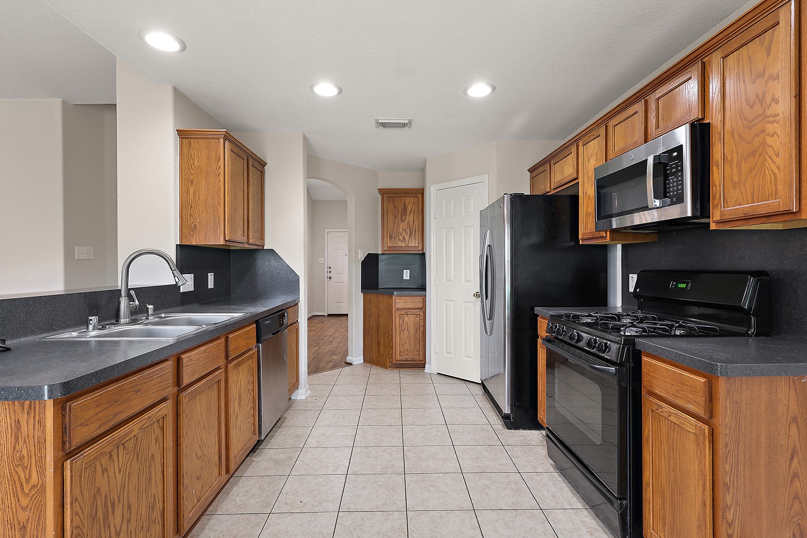 21522 Gannet Peak Way Property Photo 5