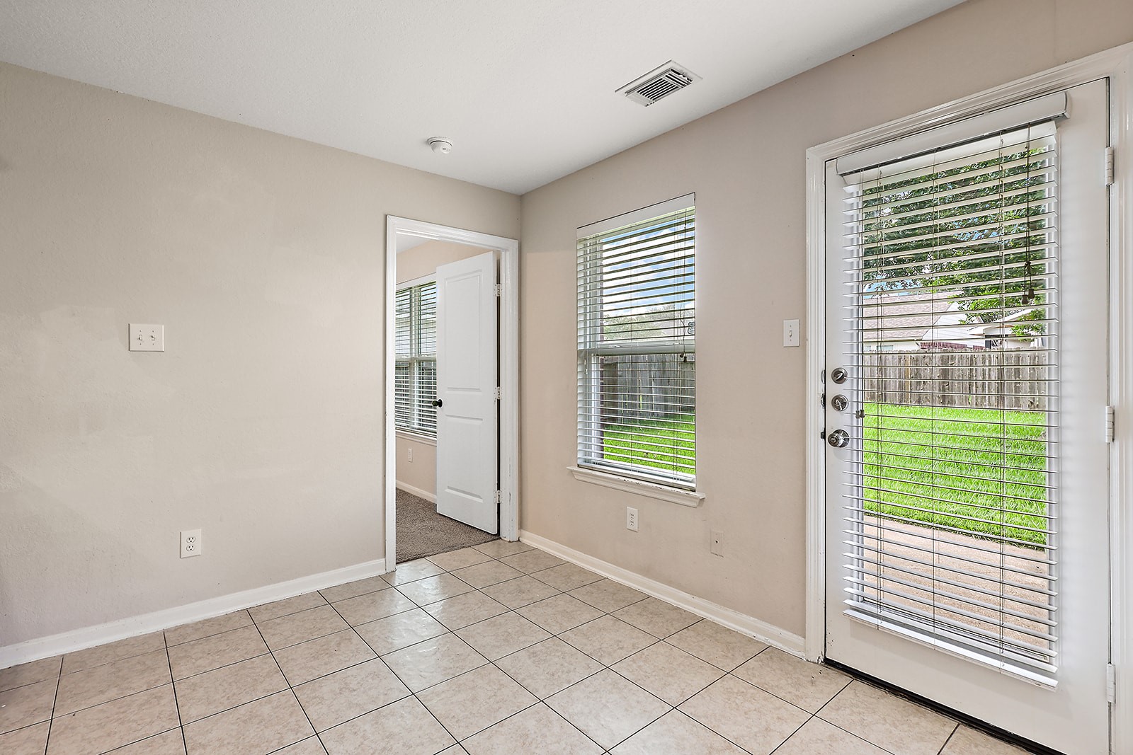 21522 Gannet Peak Way Property Photo 9
