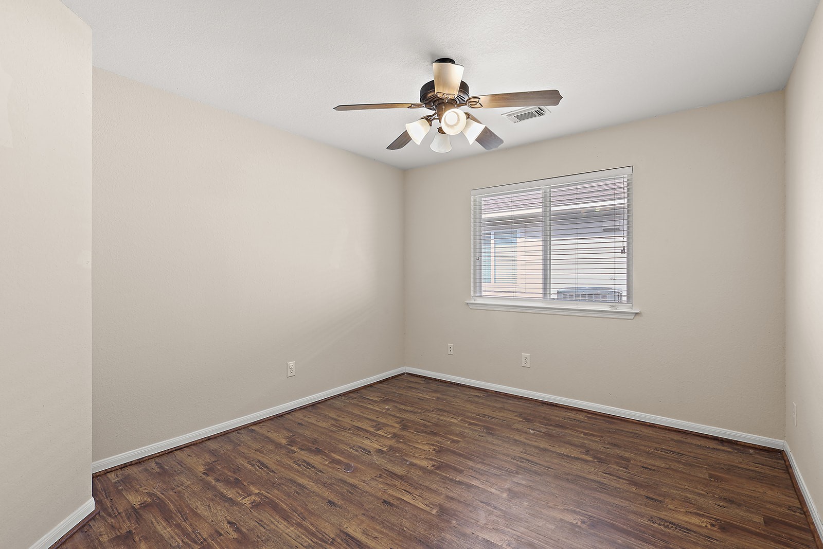 21522 Gannet Peak Way Property Photo 11