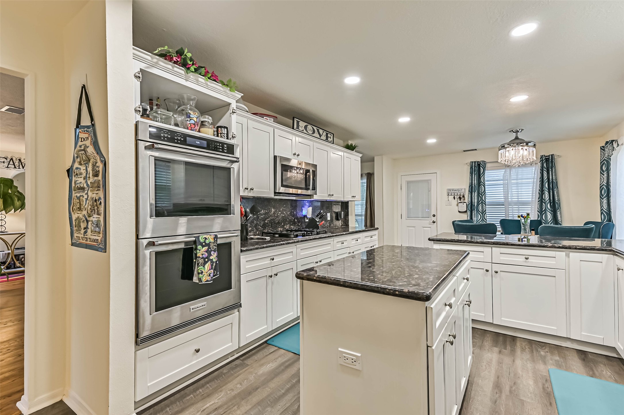 2115 Aberdeen Drive Property Photo 14