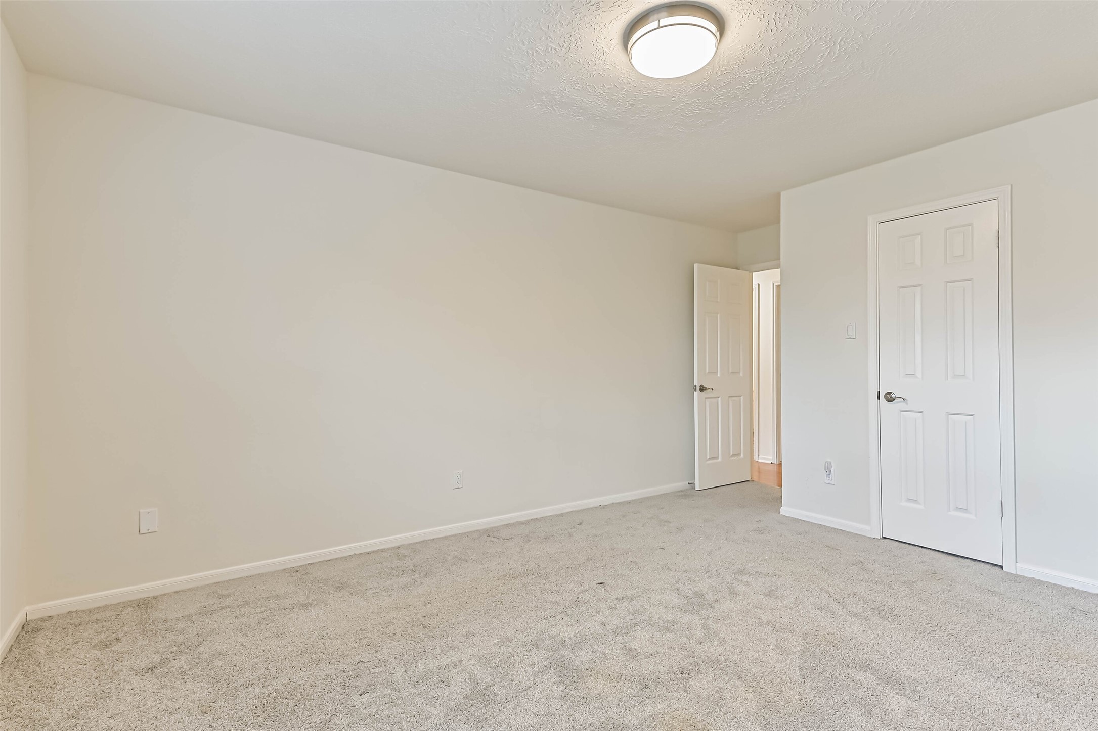 2115 Aberdeen Drive Property Photo 35