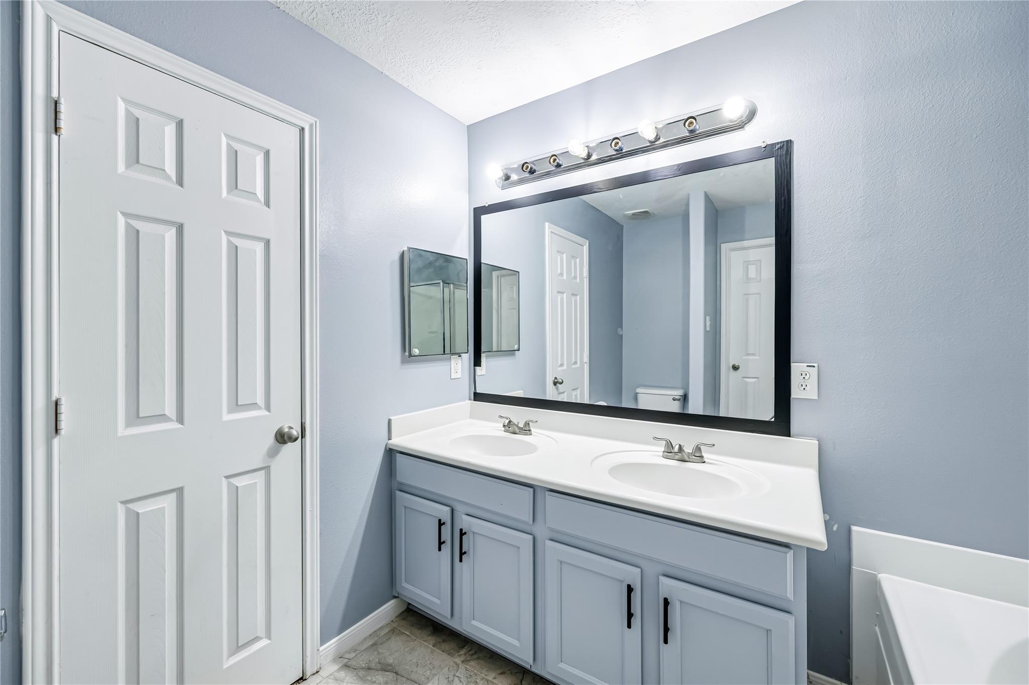 1435 Stone Bluff Drive Property Photo 14