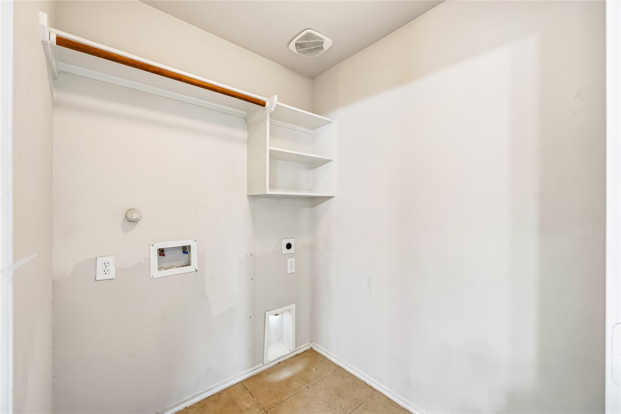1435 Stone Bluff Drive Property Photo 15