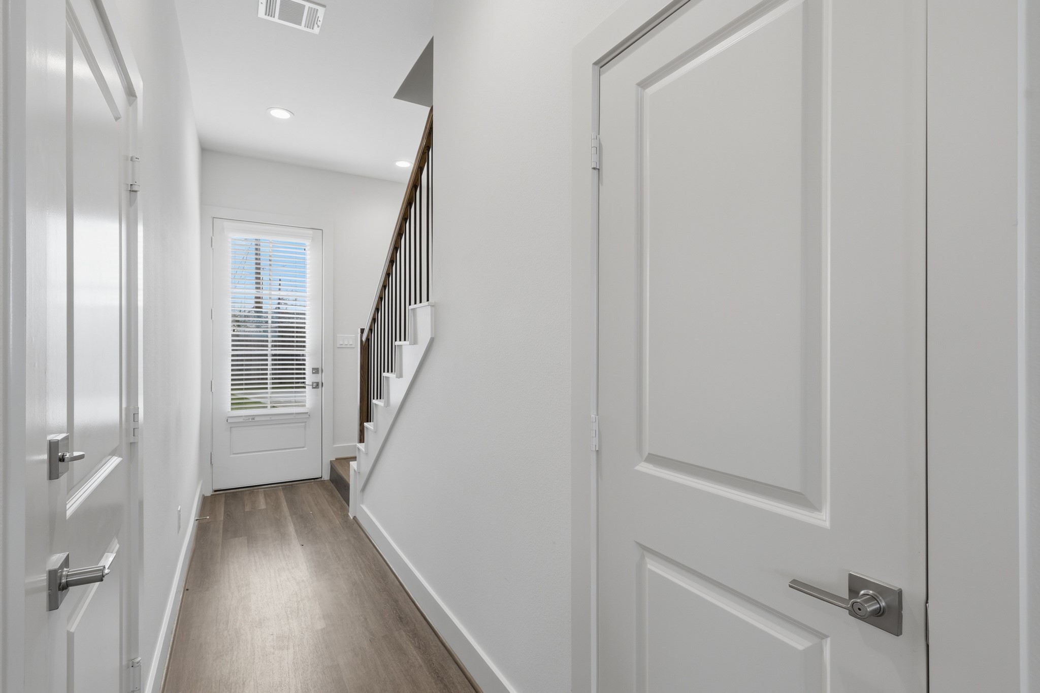 5264 Texas Street Property Photo 4