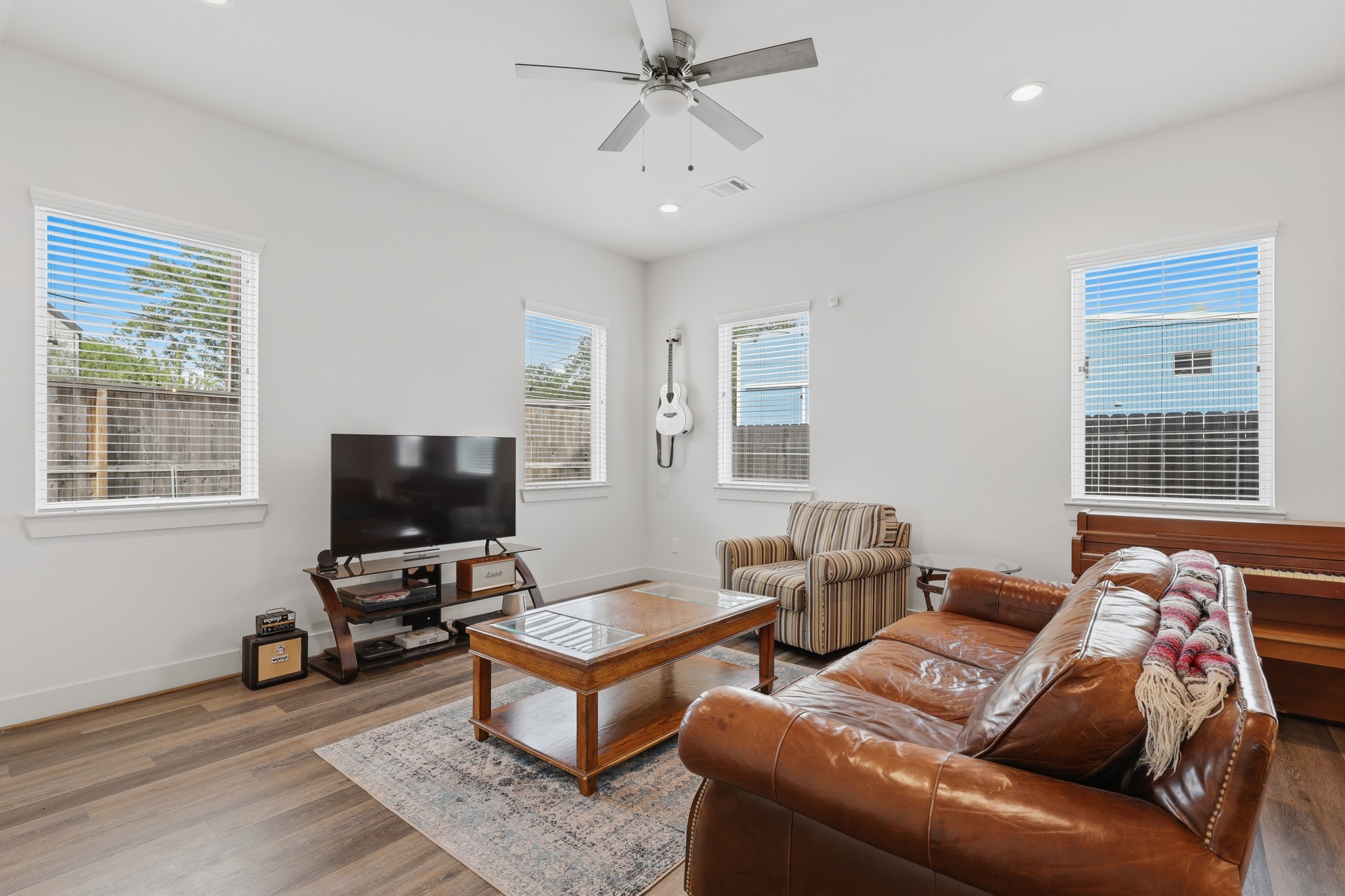 5264 Texas Street Property Photo 7