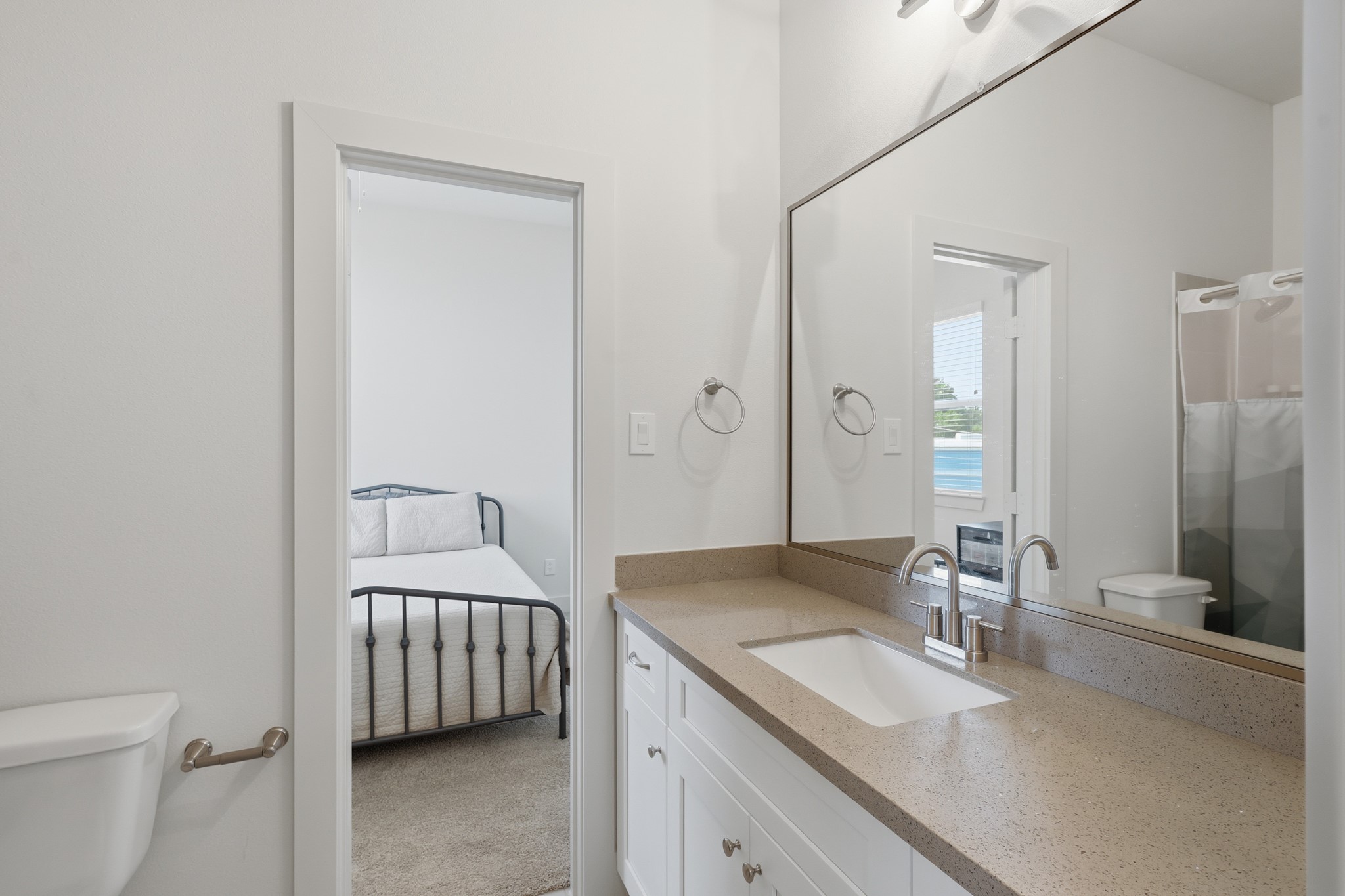 5264 Texas Street Property Photo 12