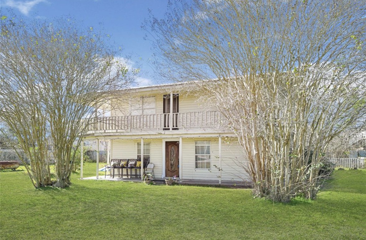 610 12th Street Property Photo 3
