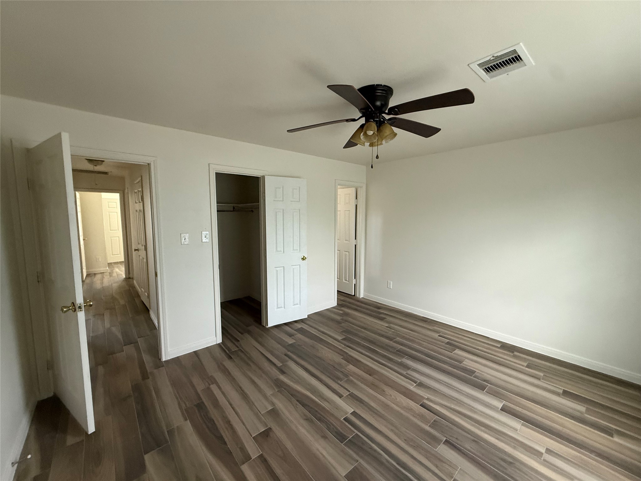 2724 Avenue D 7 Property Photo 5