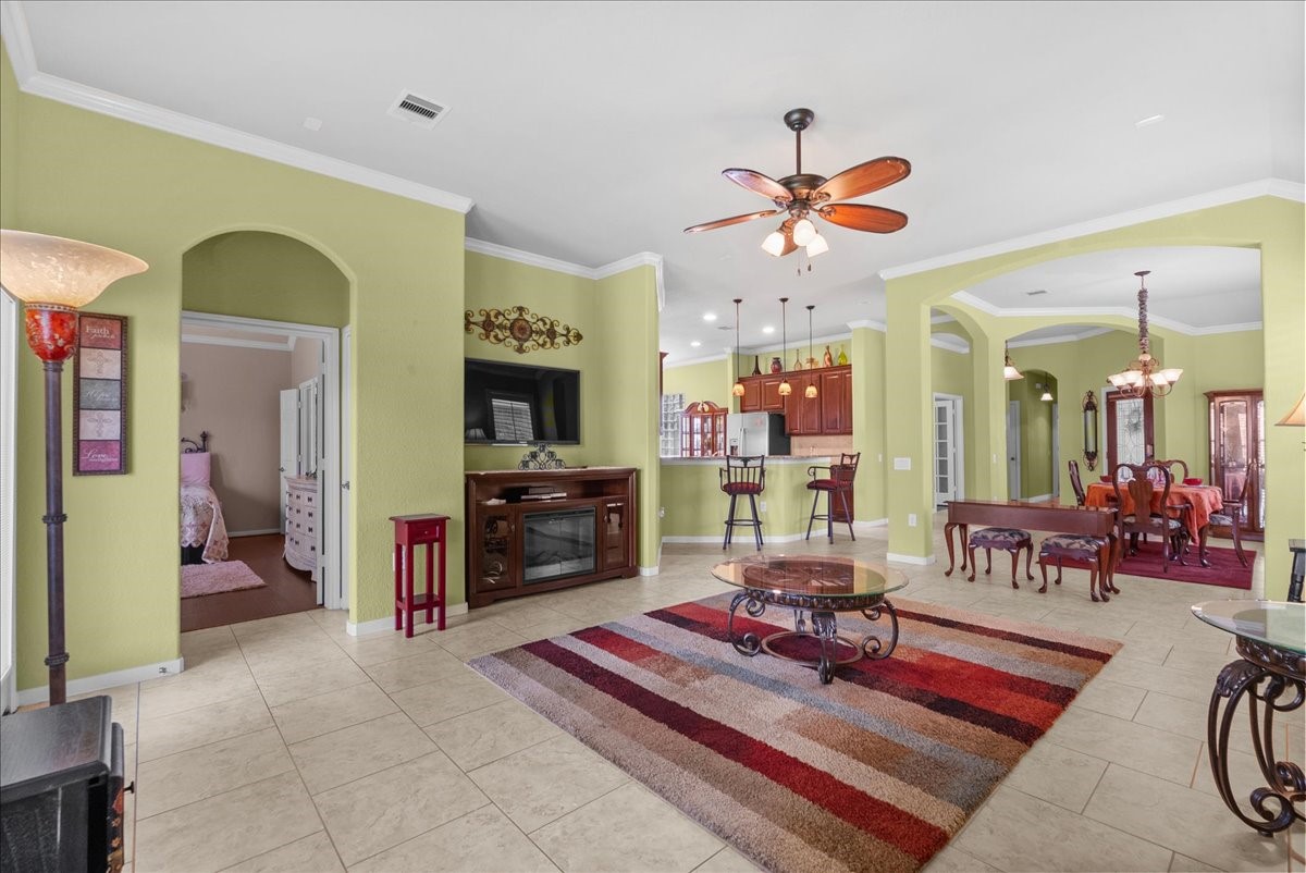 1209 Modena Drive Property Photo 10