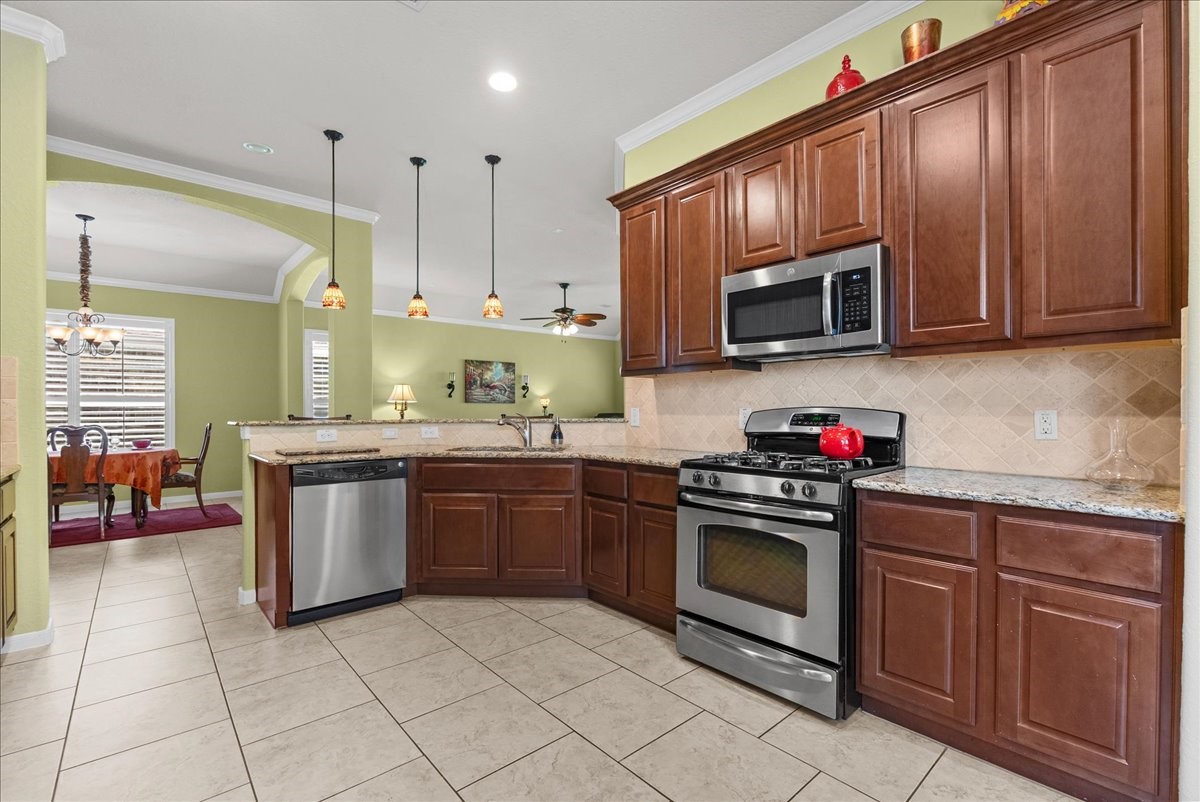 1209 Modena Drive Property Photo 11