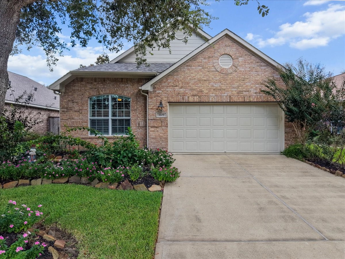1209 Modena Drive Property Photo 39
