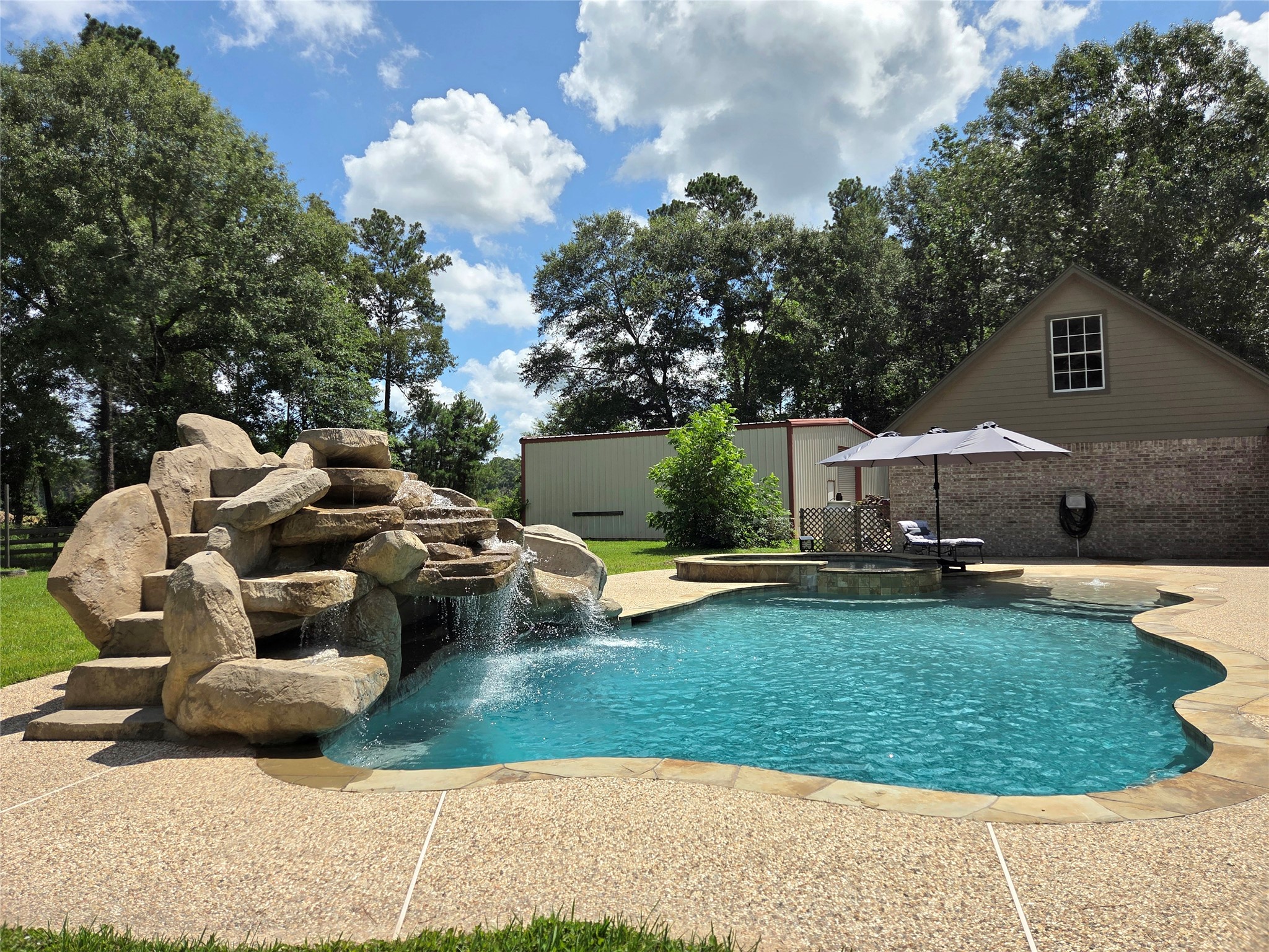 26815 E Fm 2090 Road Property Photo 7