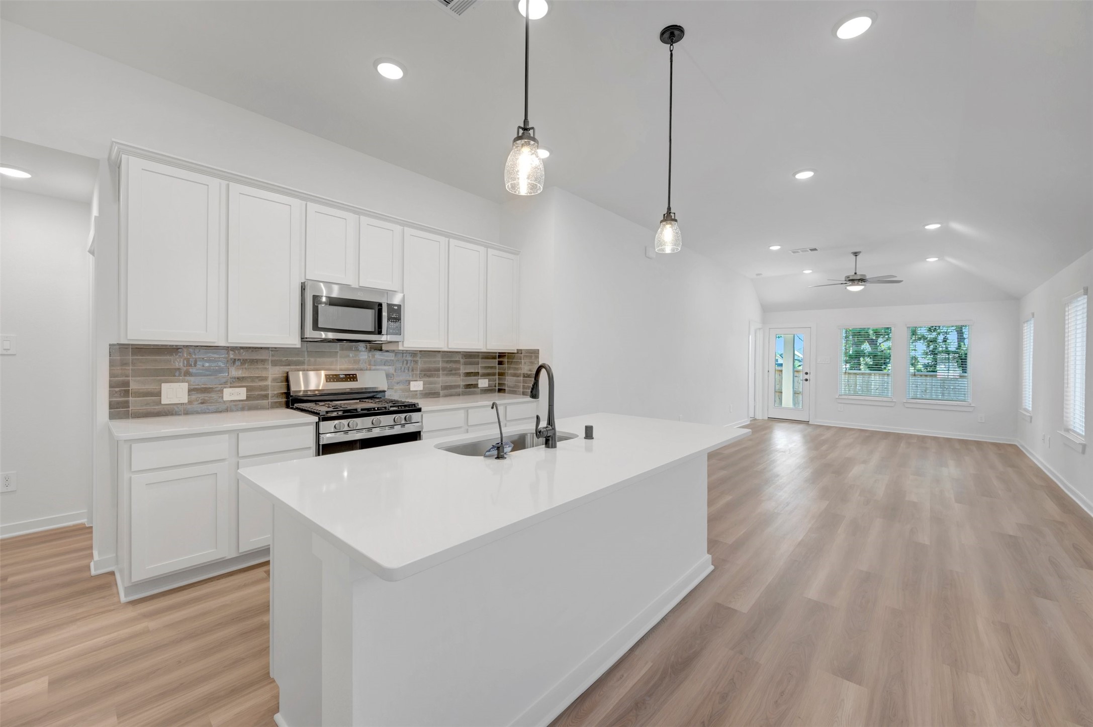 10346 Navarro Path Property Photo 4