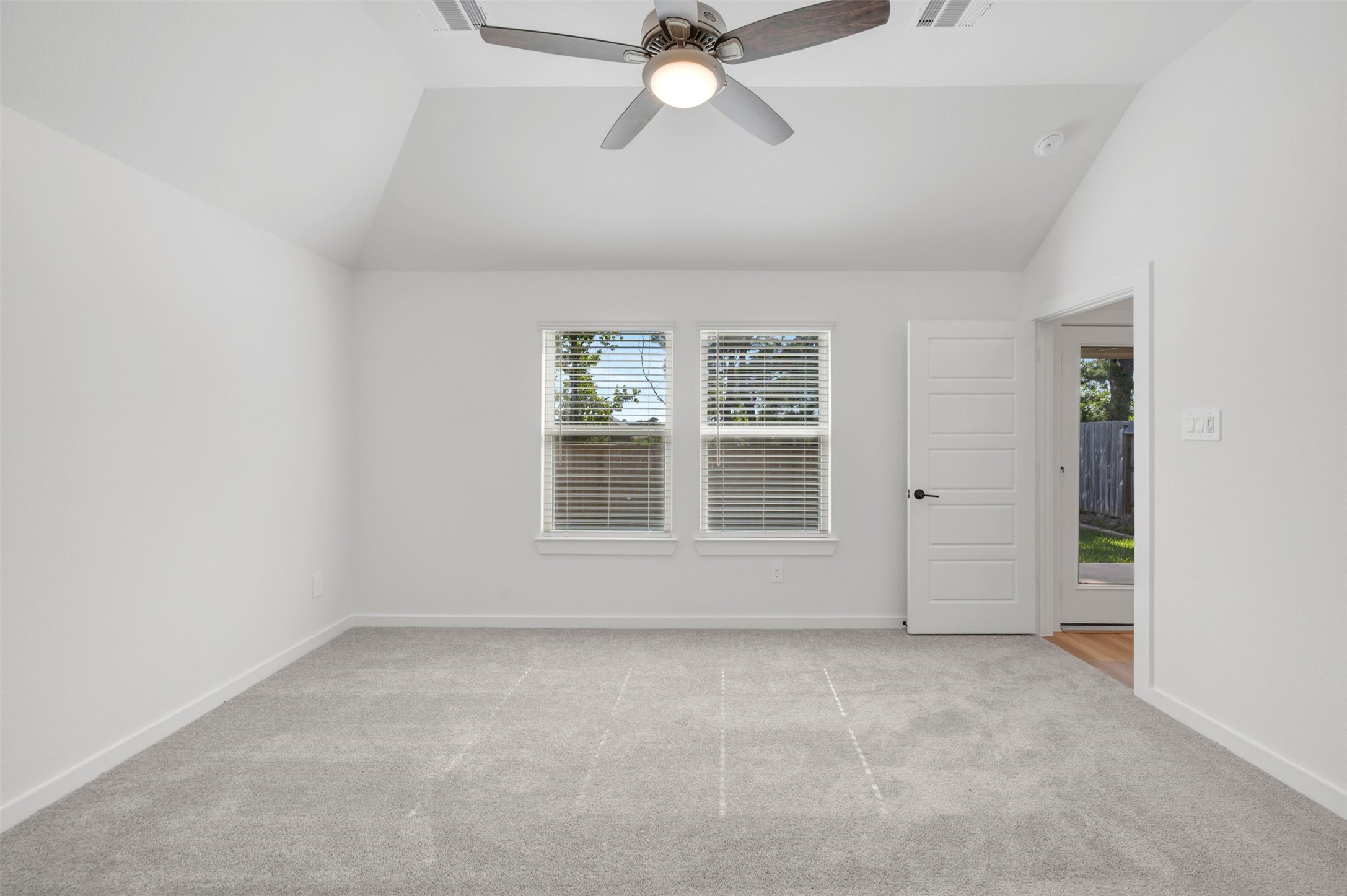 10346 Navarro Path Property Photo 6