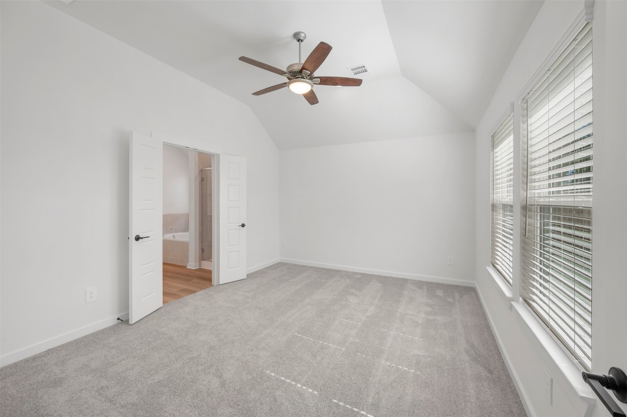 10346 Navarro Path Property Photo 7