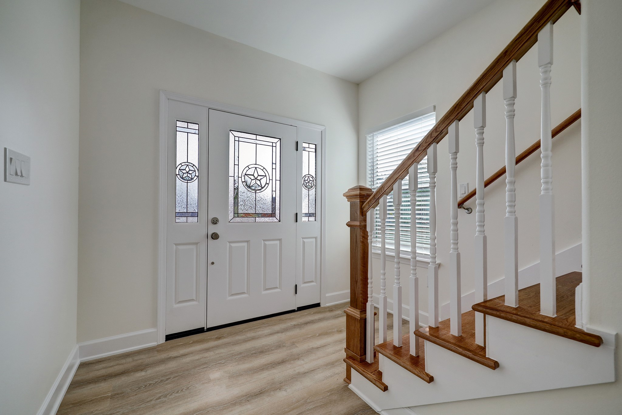 1211 E 32nd Street Property Photo 6