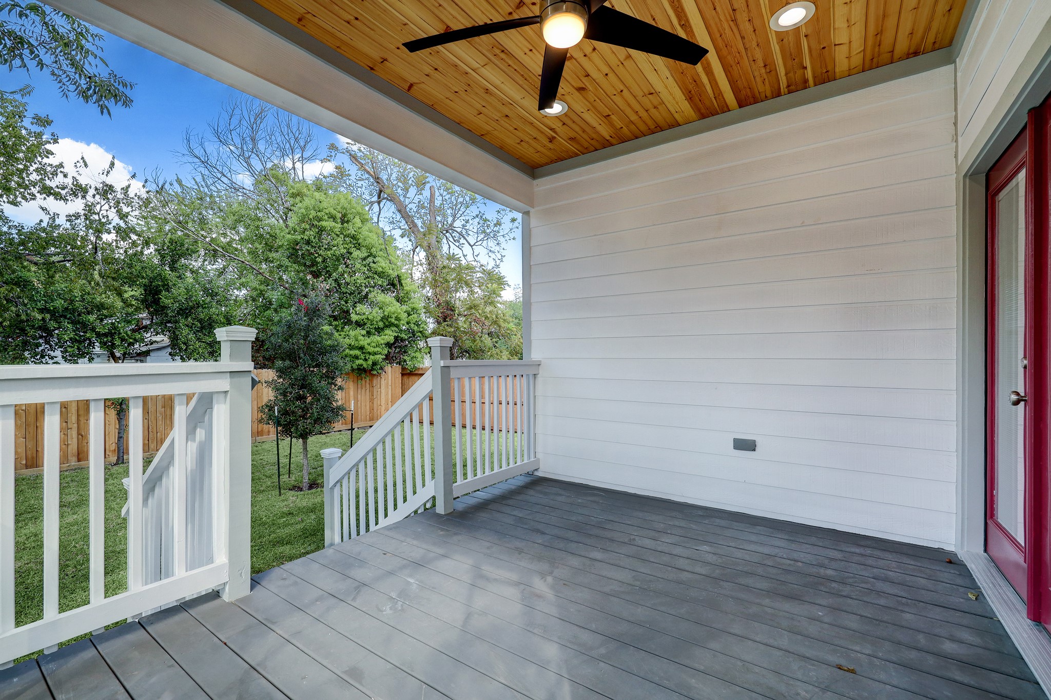 1211 E 32nd Street Property Photo 28