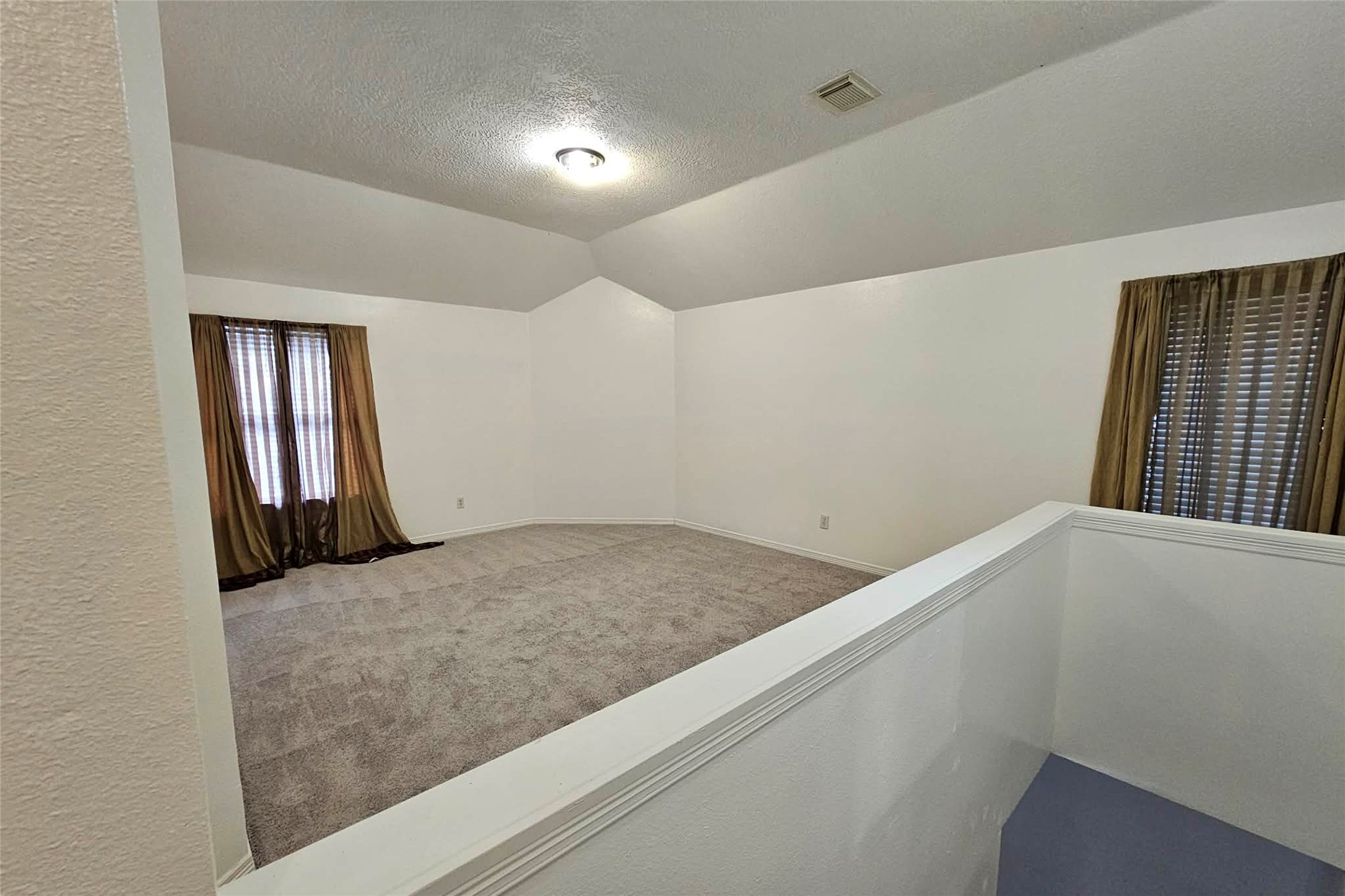 18507 Polo Meadow Drive Property Photo 9