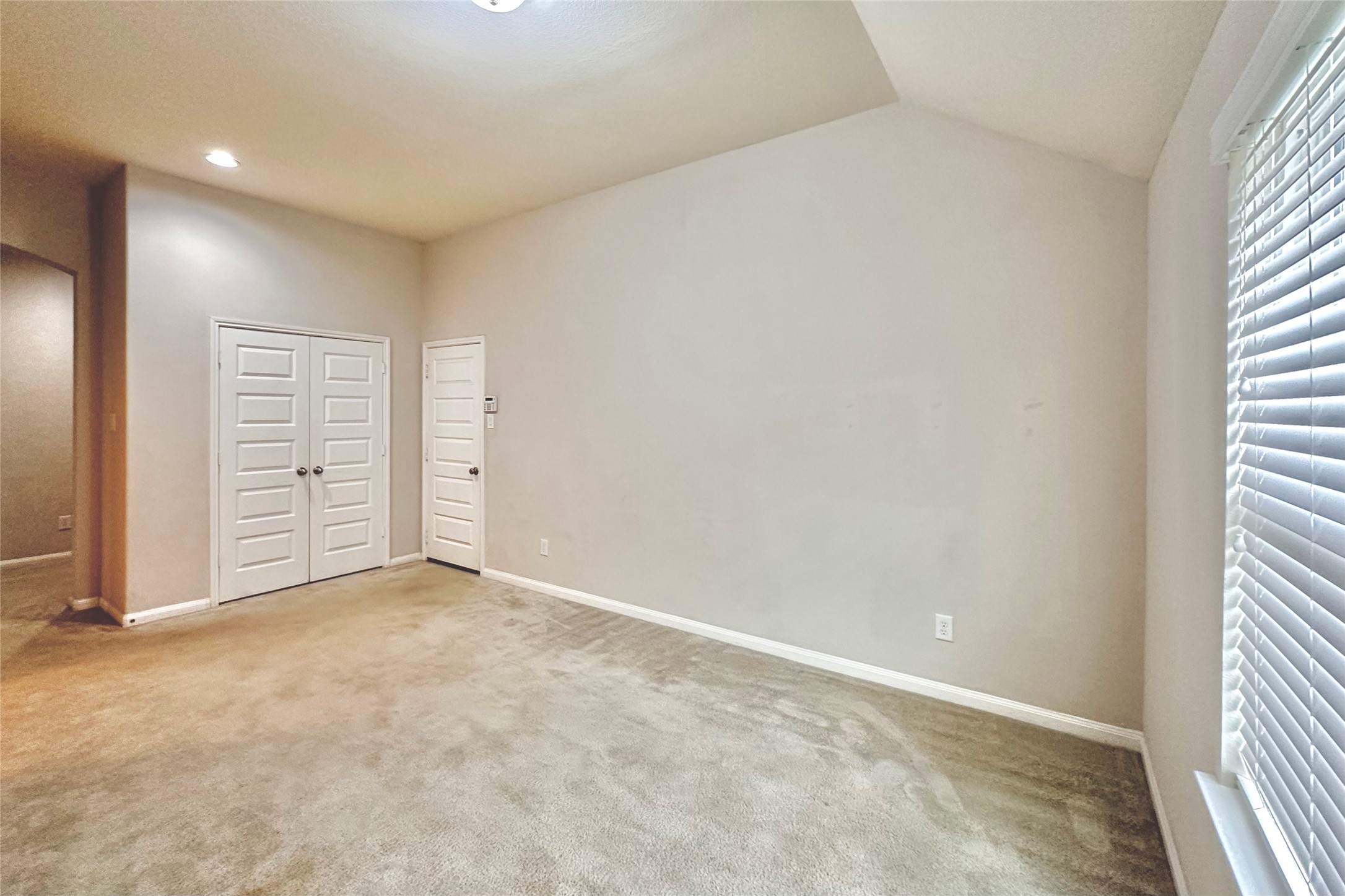 26950 Churchill Gate Lane Property Photo 19