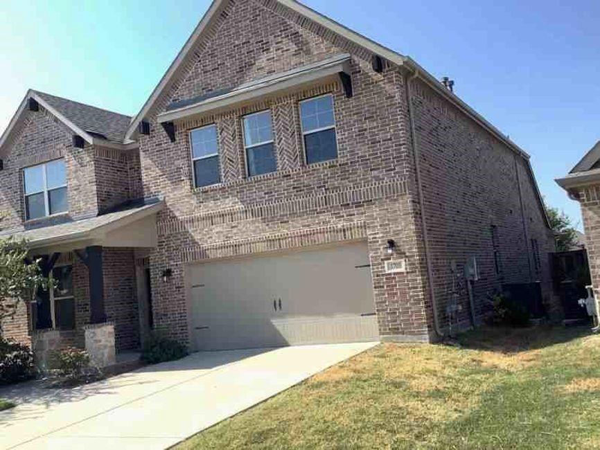 1703 Shortbow Run Property Photo 3