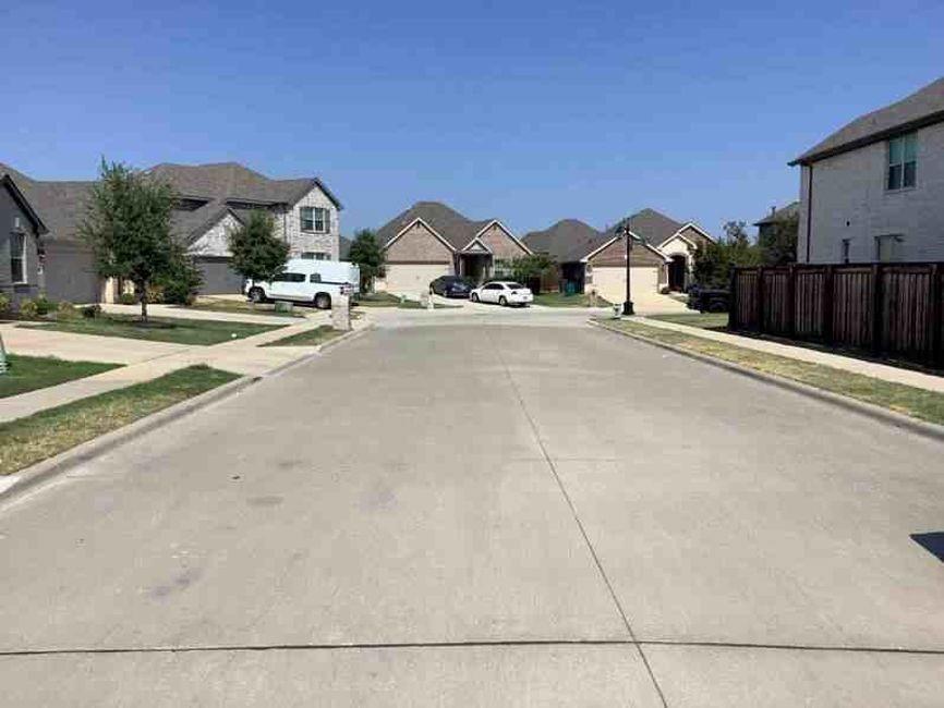 1703 Shortbow Run Property Photo 4