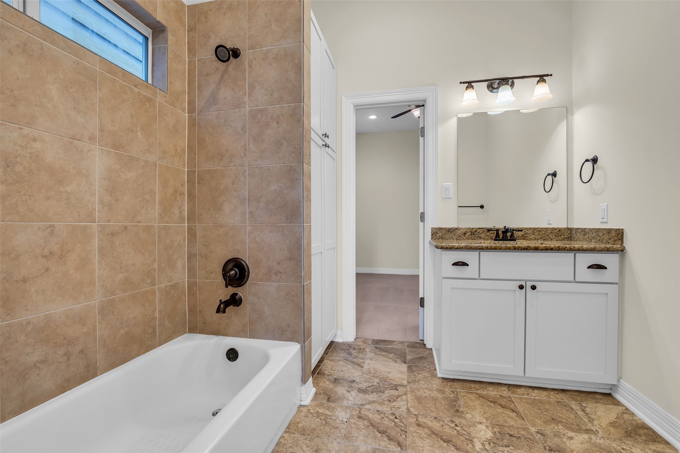 1423 Colorado Street Property Photo 19