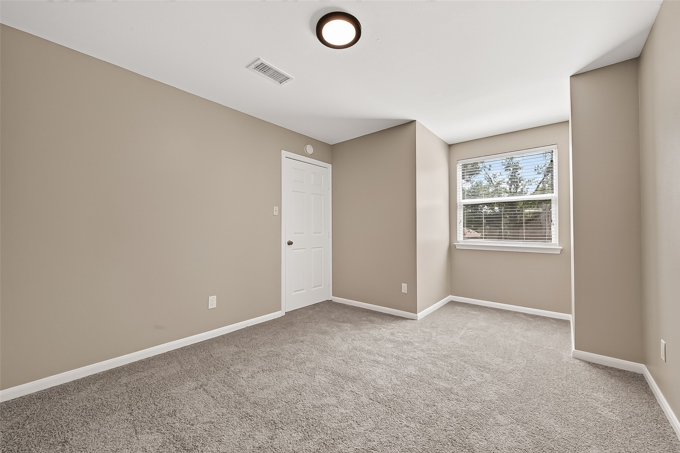 919 Longview Drive Property Photo 32