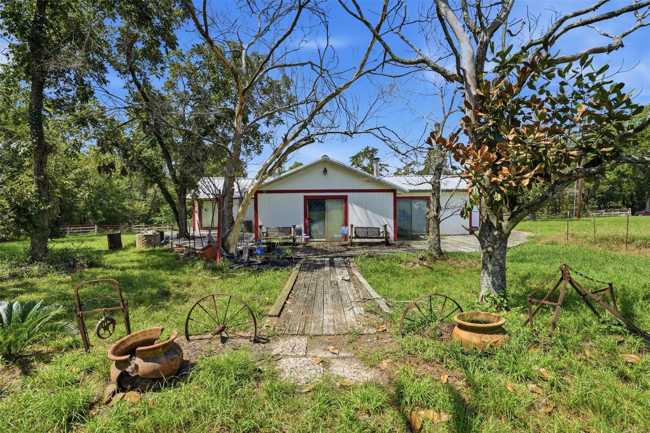 11802 N Highway 75 Property Photo 5
