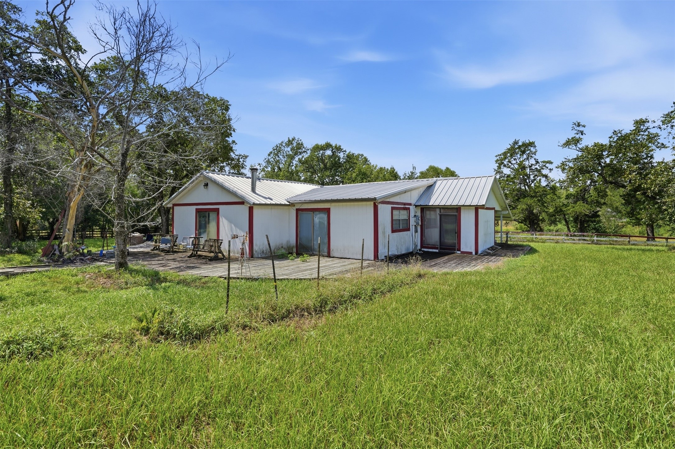 11802 N Highway 75 Property Photo 6