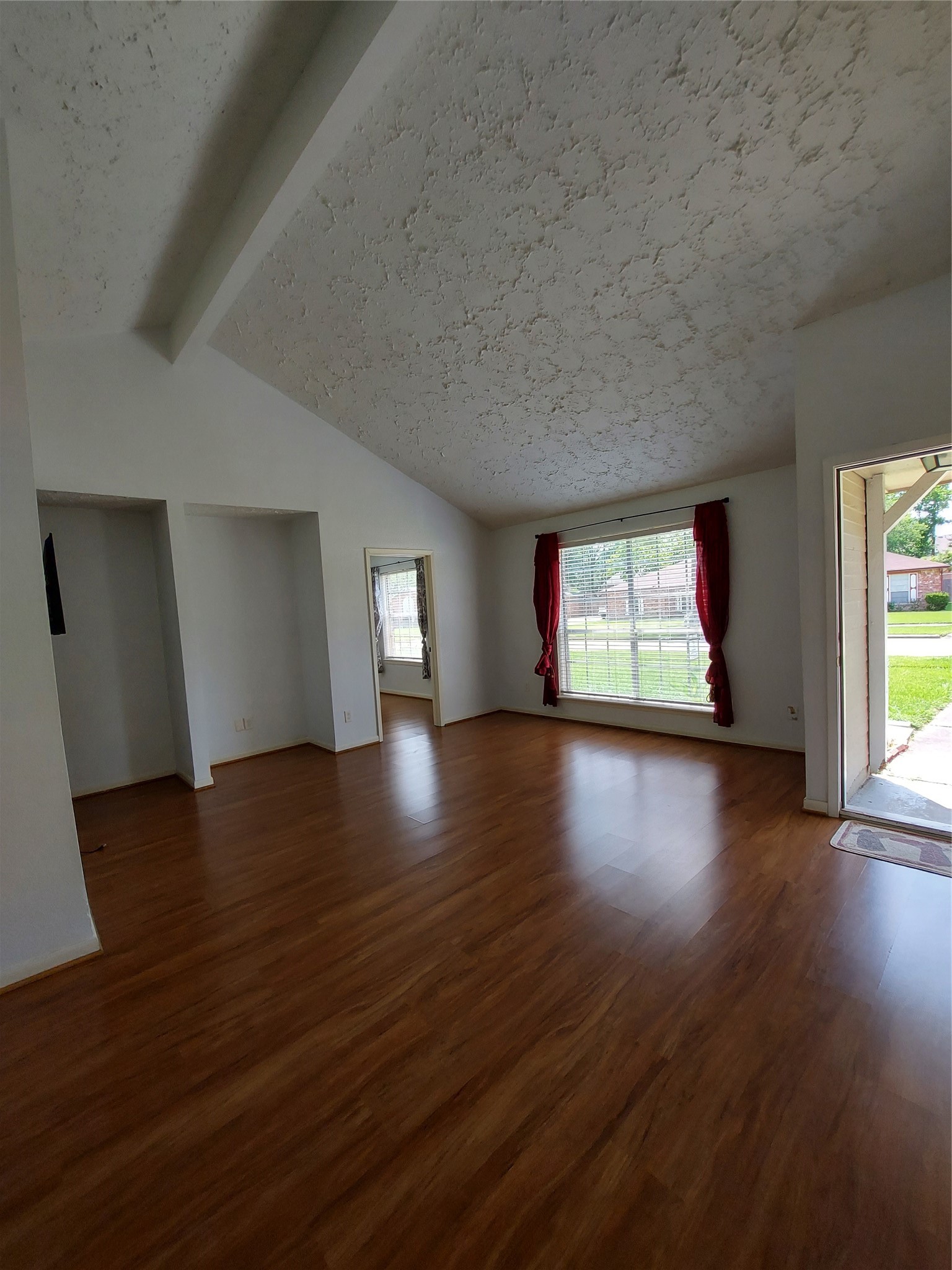 3807 Quiet Place Drive Property Photo 5