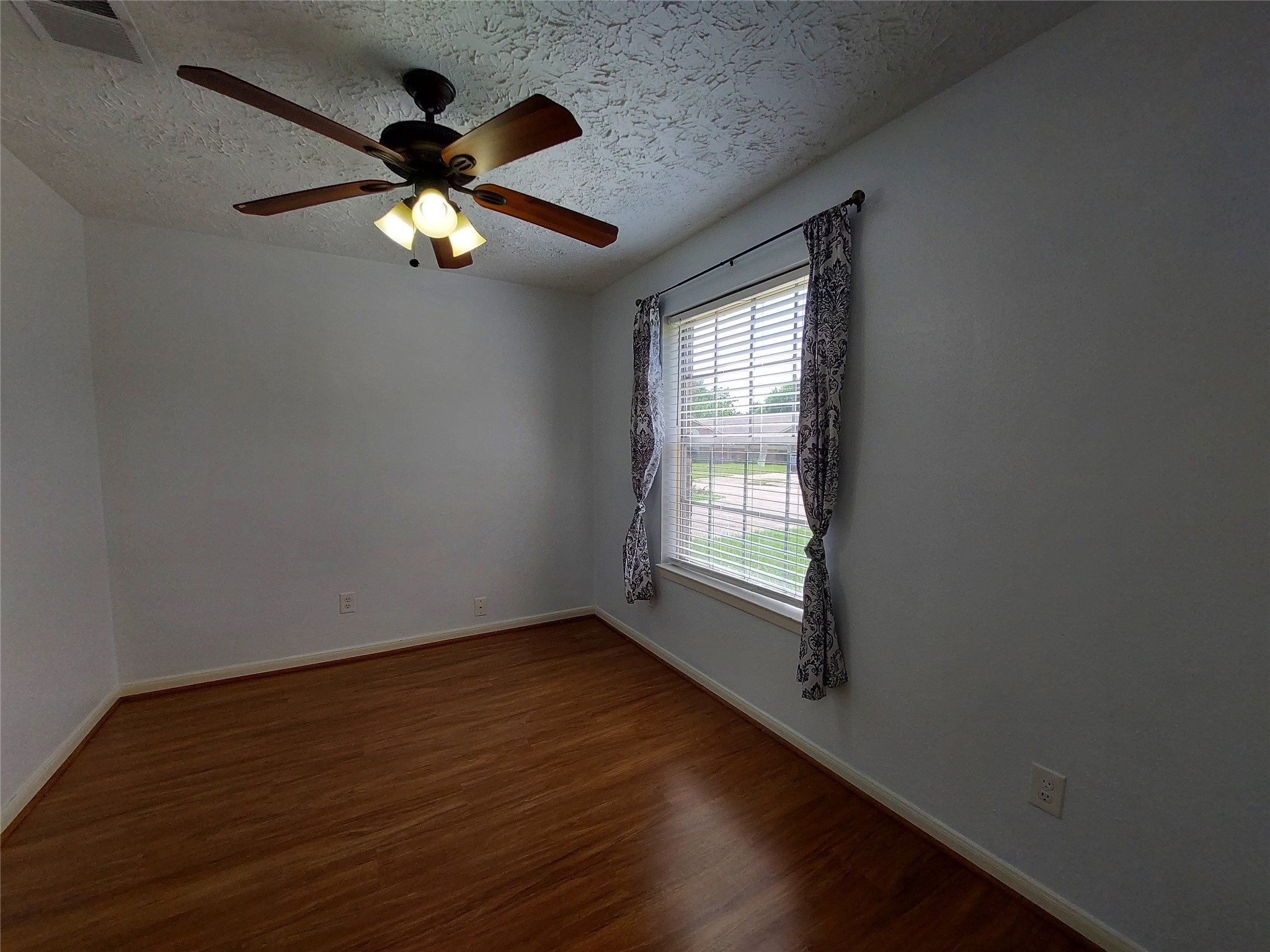 3807 Quiet Place Drive Property Photo 27