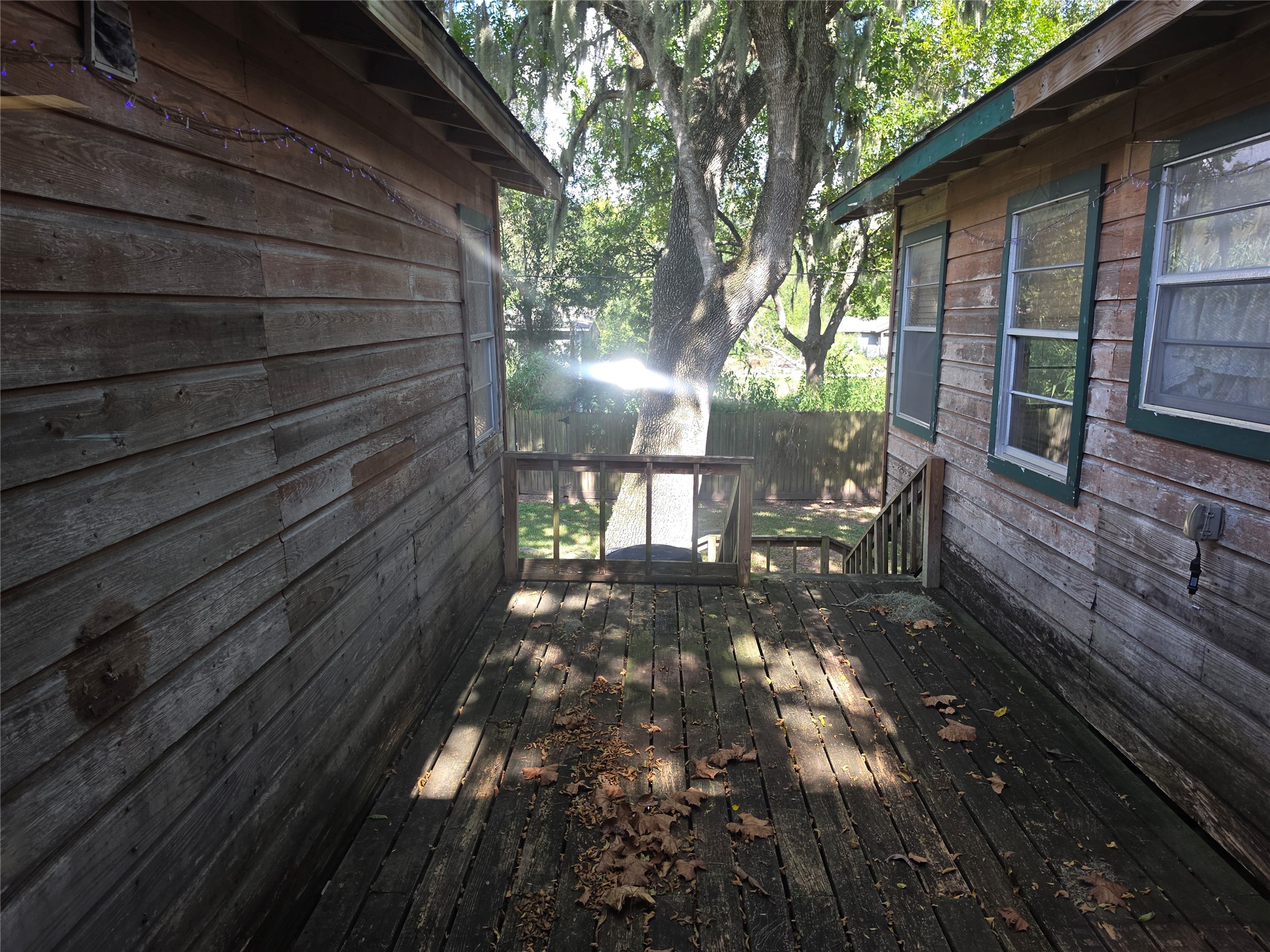 20511 Lake Forest Drive E Property Photo 11