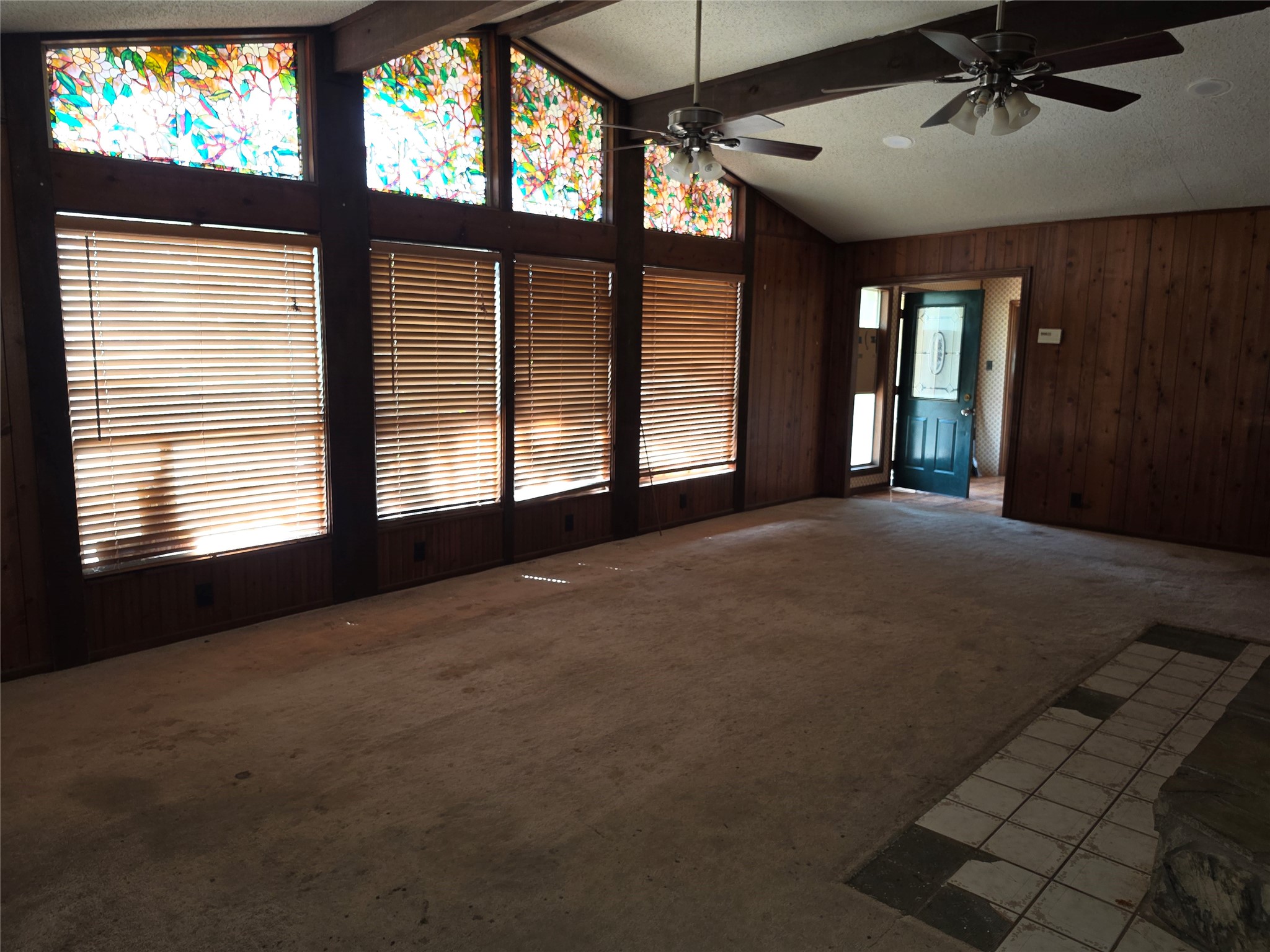 20511 Lake Forest Drive E Property Photo 12