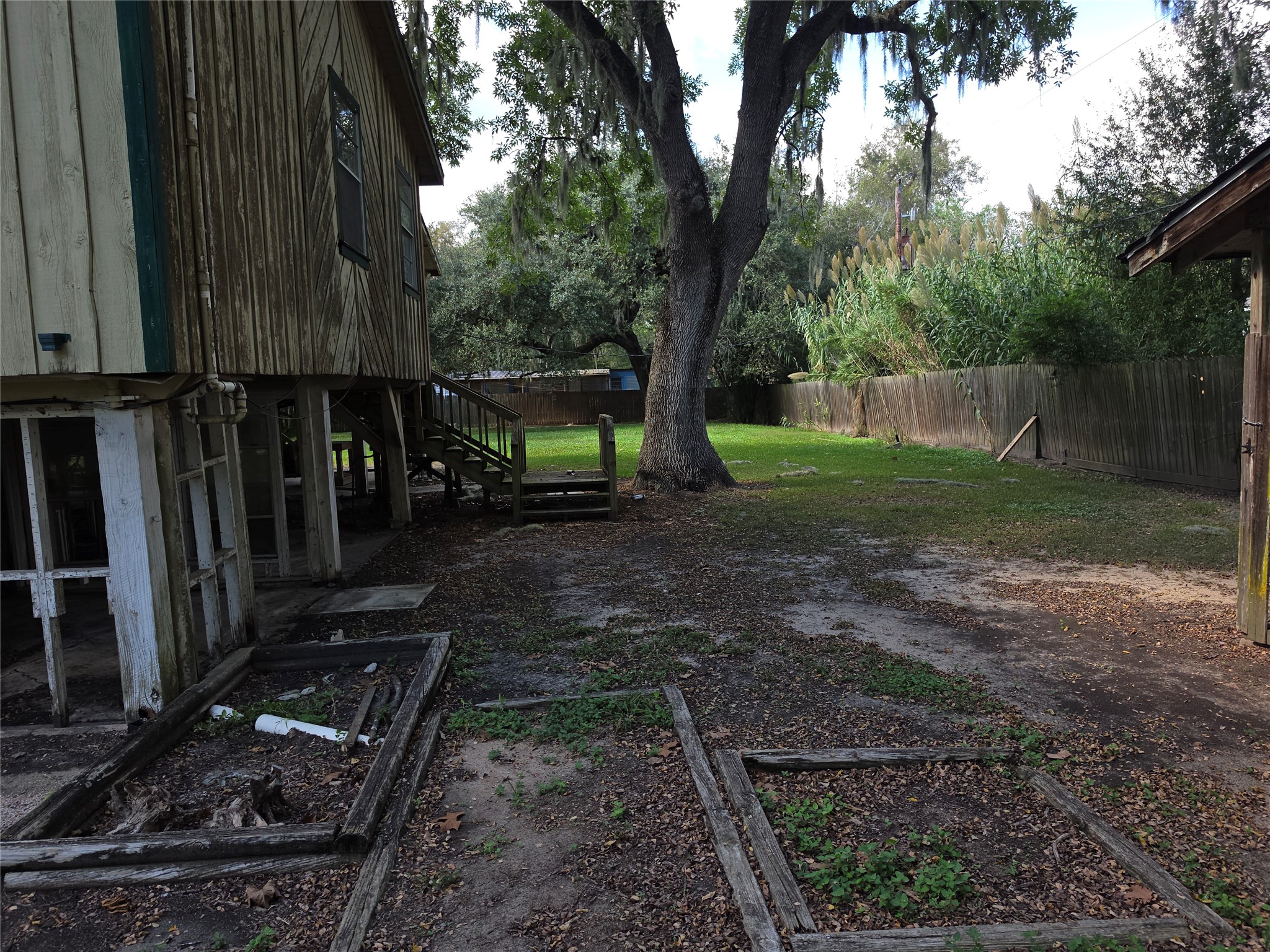 20511 Lake Forest Drive E Property Photo 15