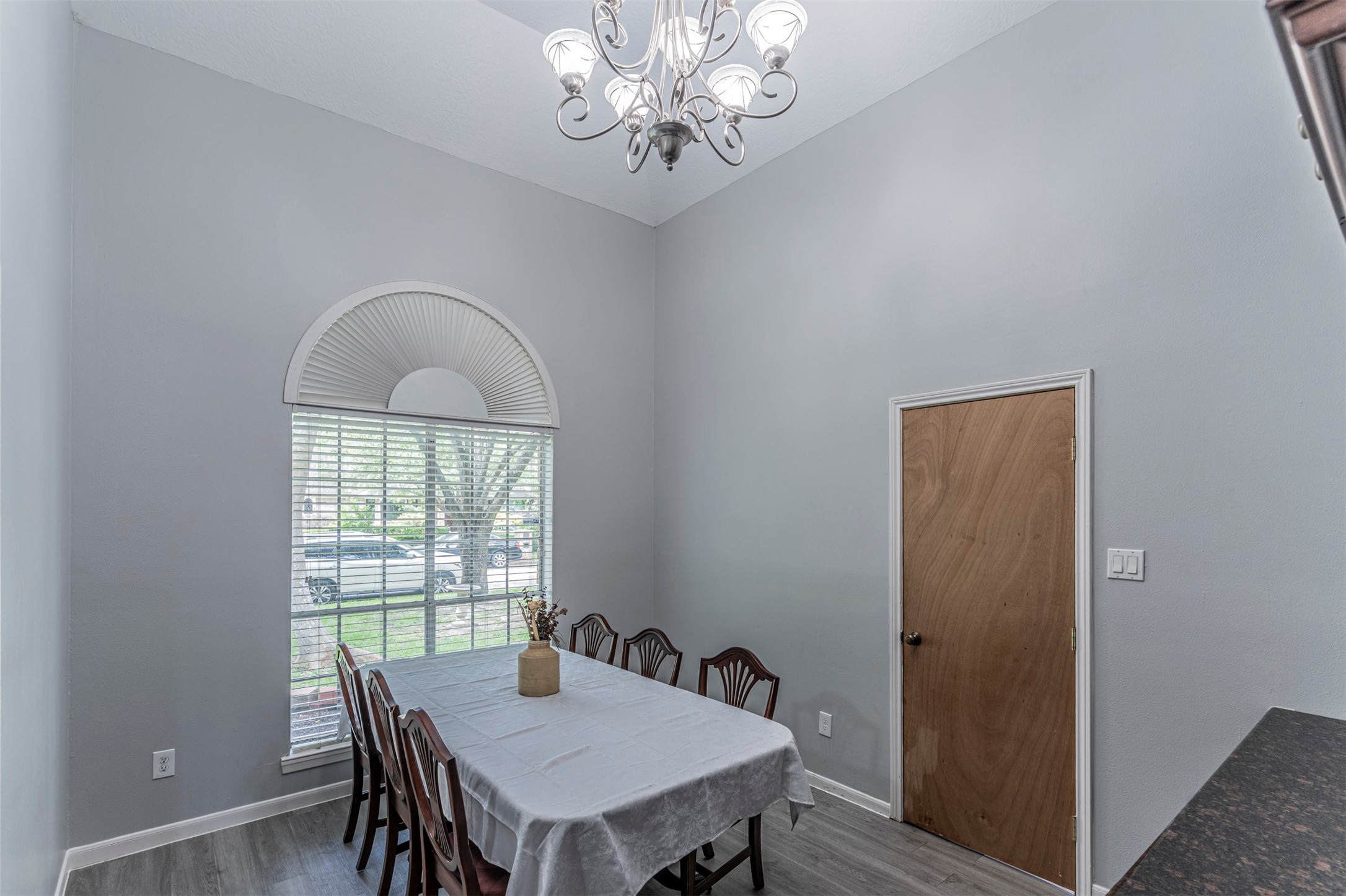13106 Chriswood Drive Property Photo 12