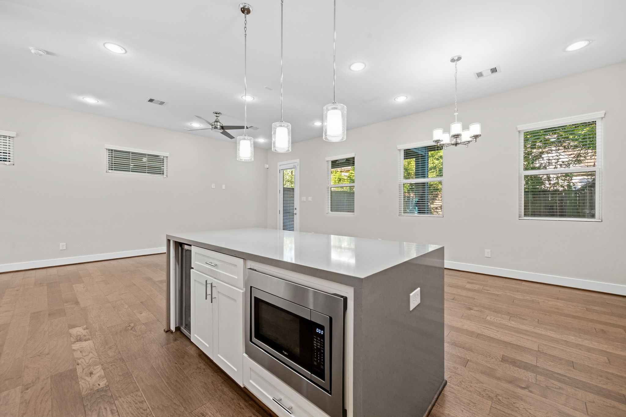 1611 Hardy Street Property Photo 5