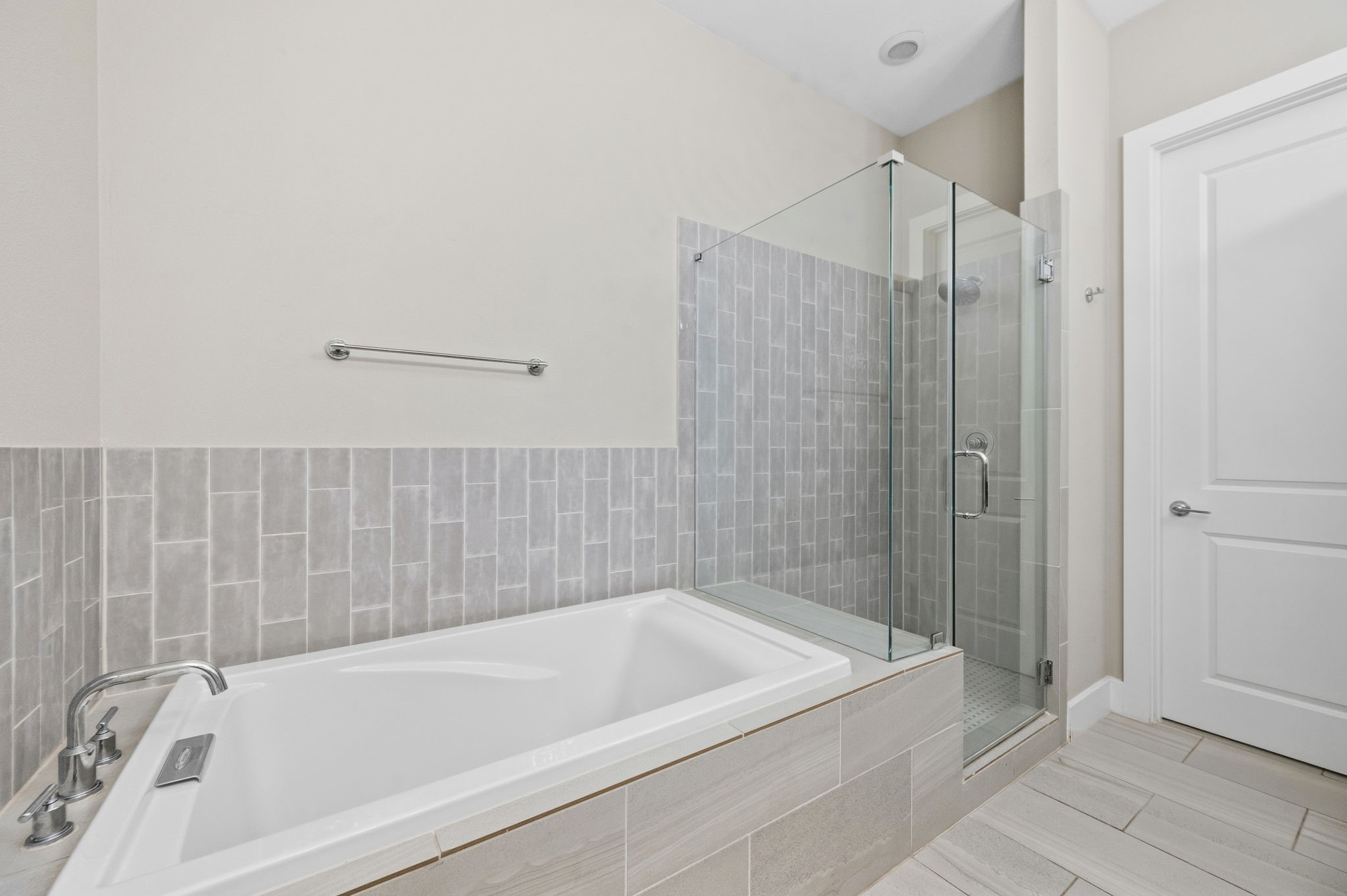 1611 Hardy Street Property Photo 17