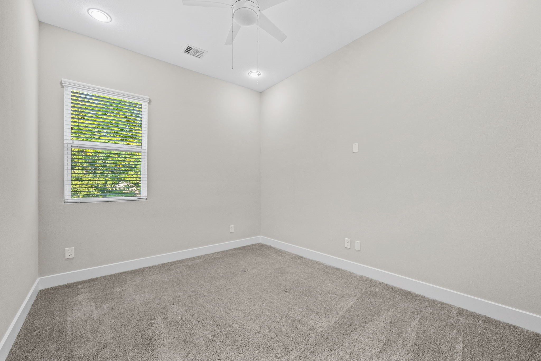 1611 Hardy Street Property Photo 21