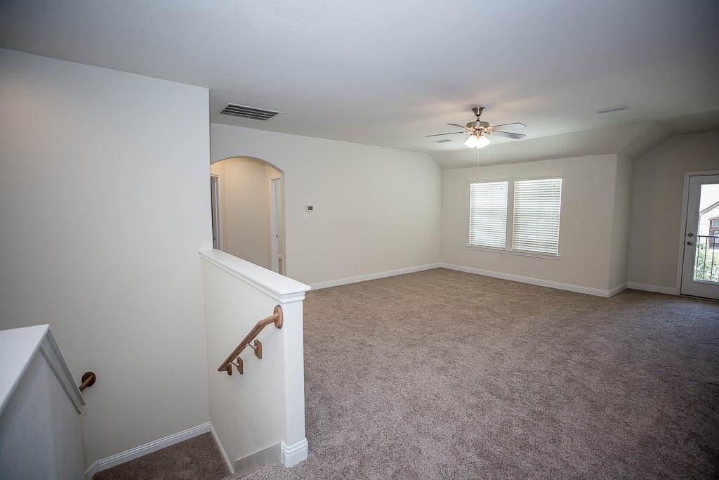 9631 Hideaway Green Drive Property Photo 11