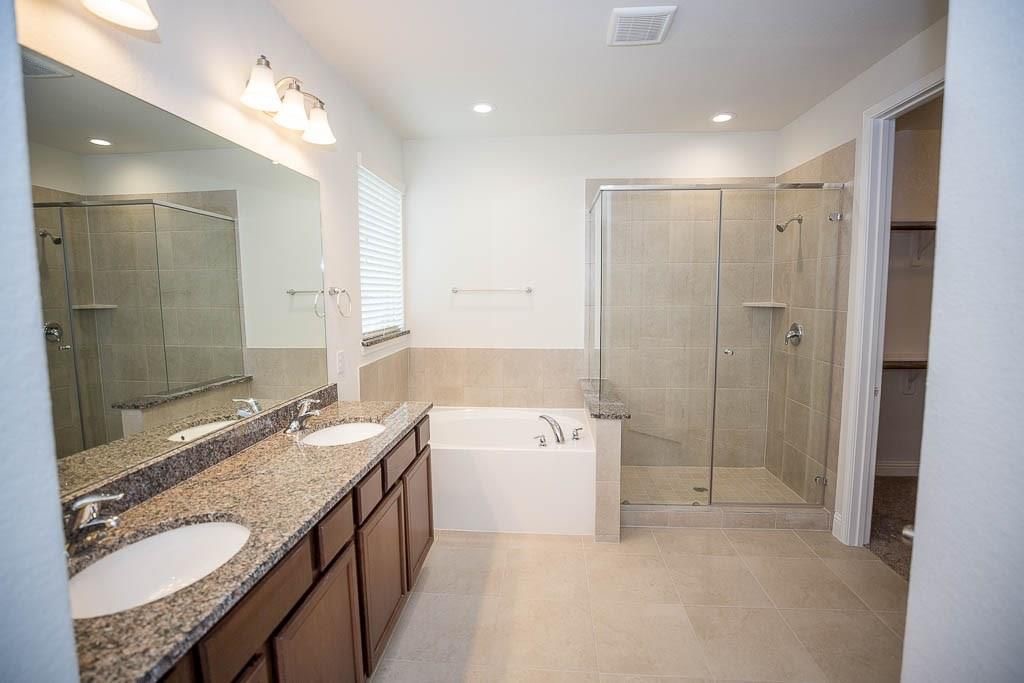 9631 Hideaway Green Drive Property Photo 13