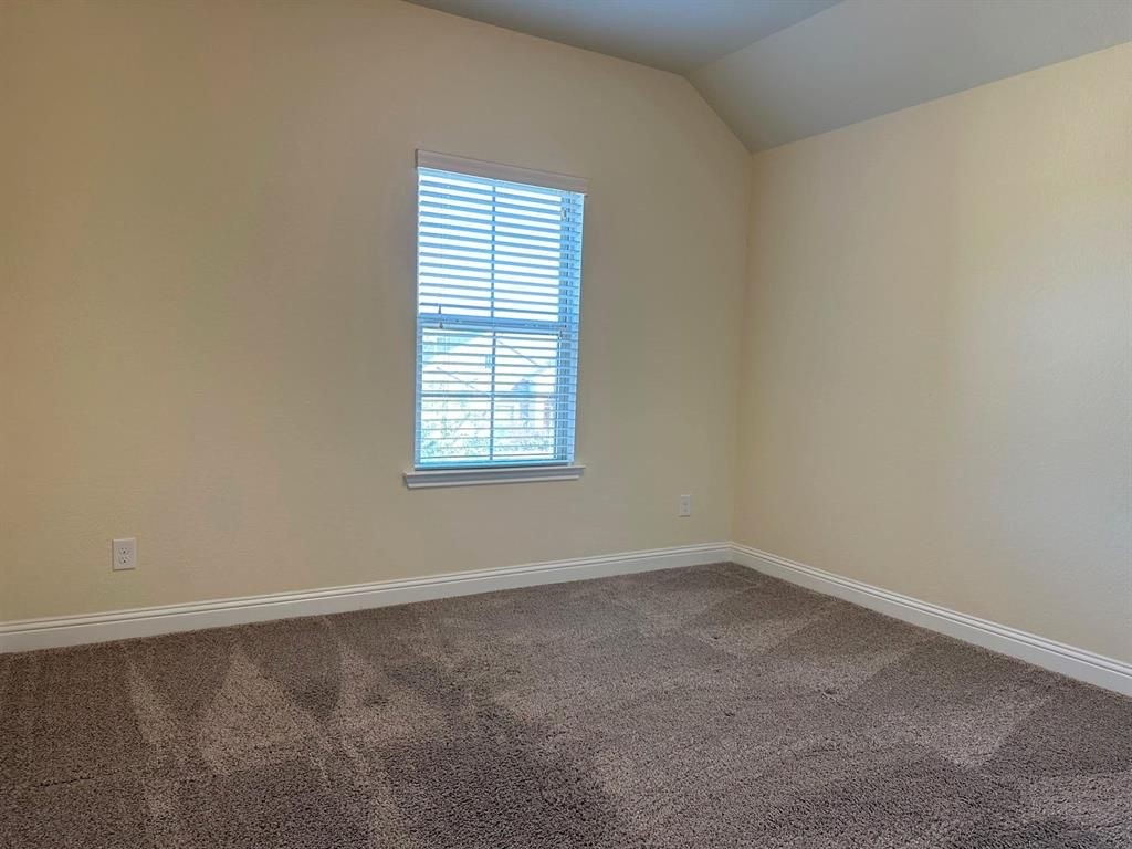 9631 Hideaway Green Drive Property Photo 20