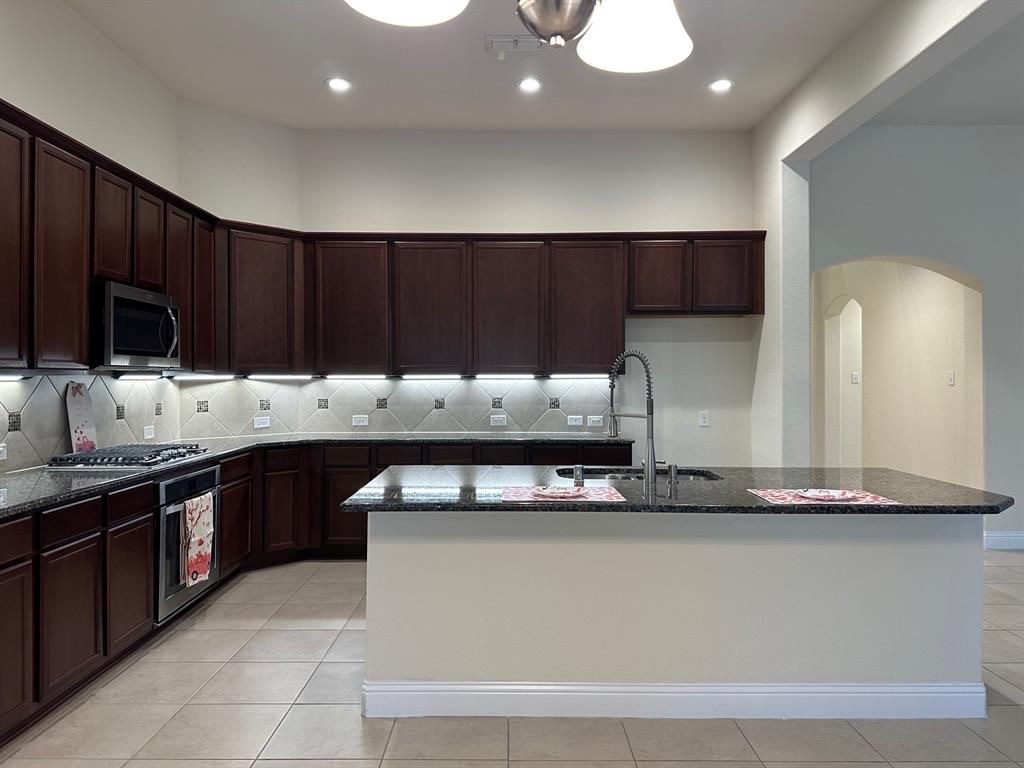 9631 Hideaway Green Drive Property Photo 33